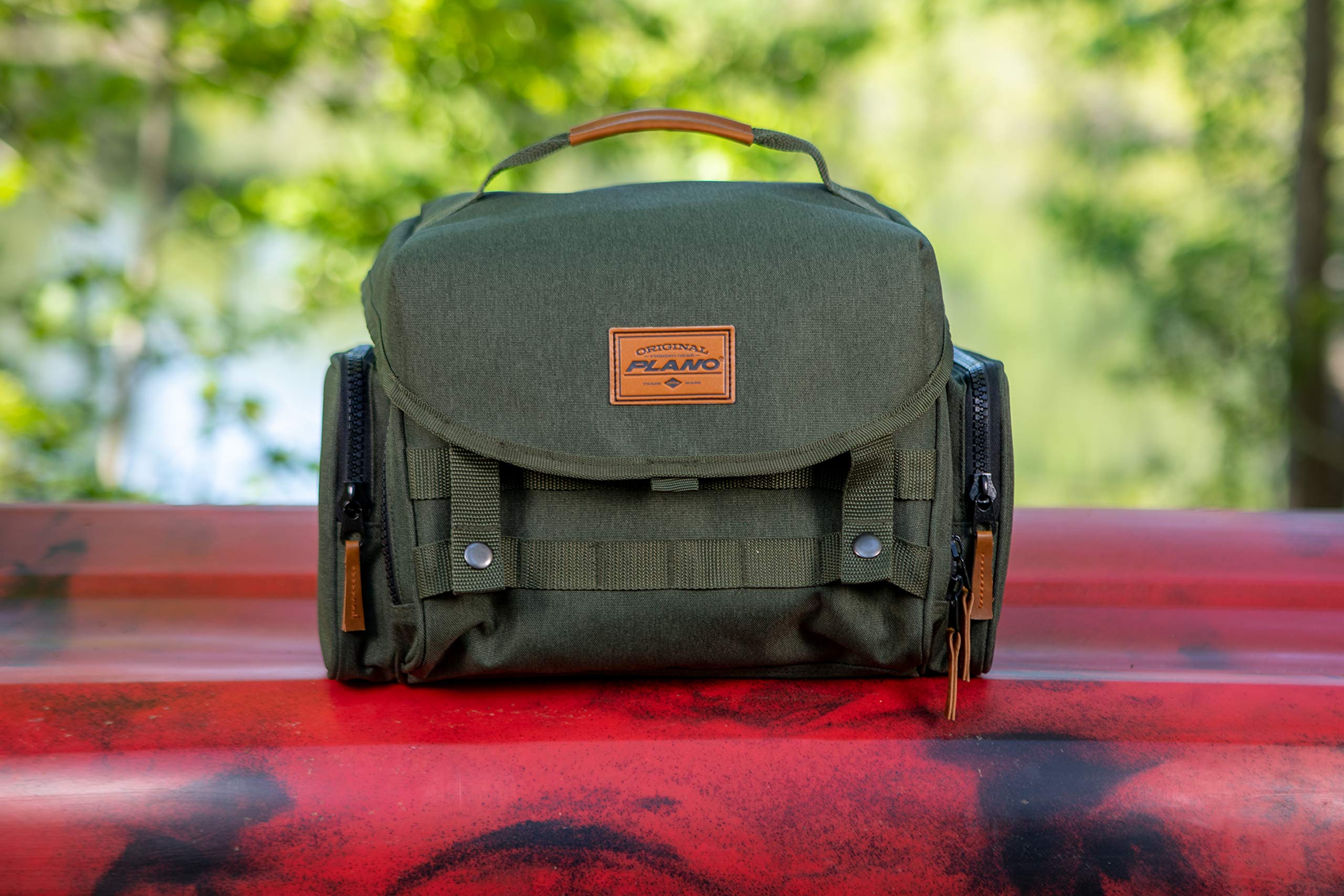 A-Series Plano 3600 2.0 Tackle Bag, Forest Green, Includes 4 Clear 3600 StowAway Utility Boxes, Fishing Bag with Tackle Boxes for Baits and Lures, MOLLE Attachments