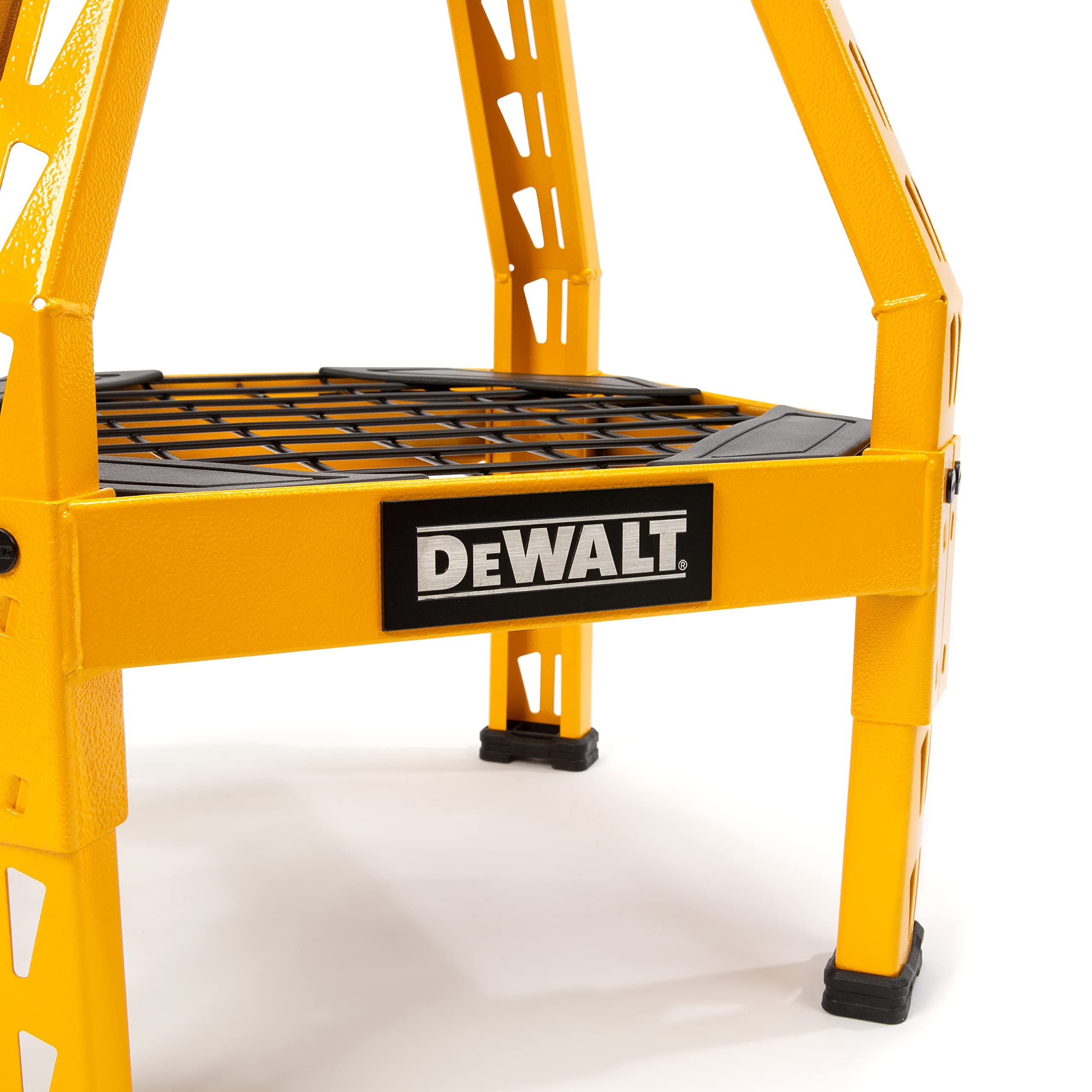 30" Swivel DEWALT Shop Stool DXSTFH030
