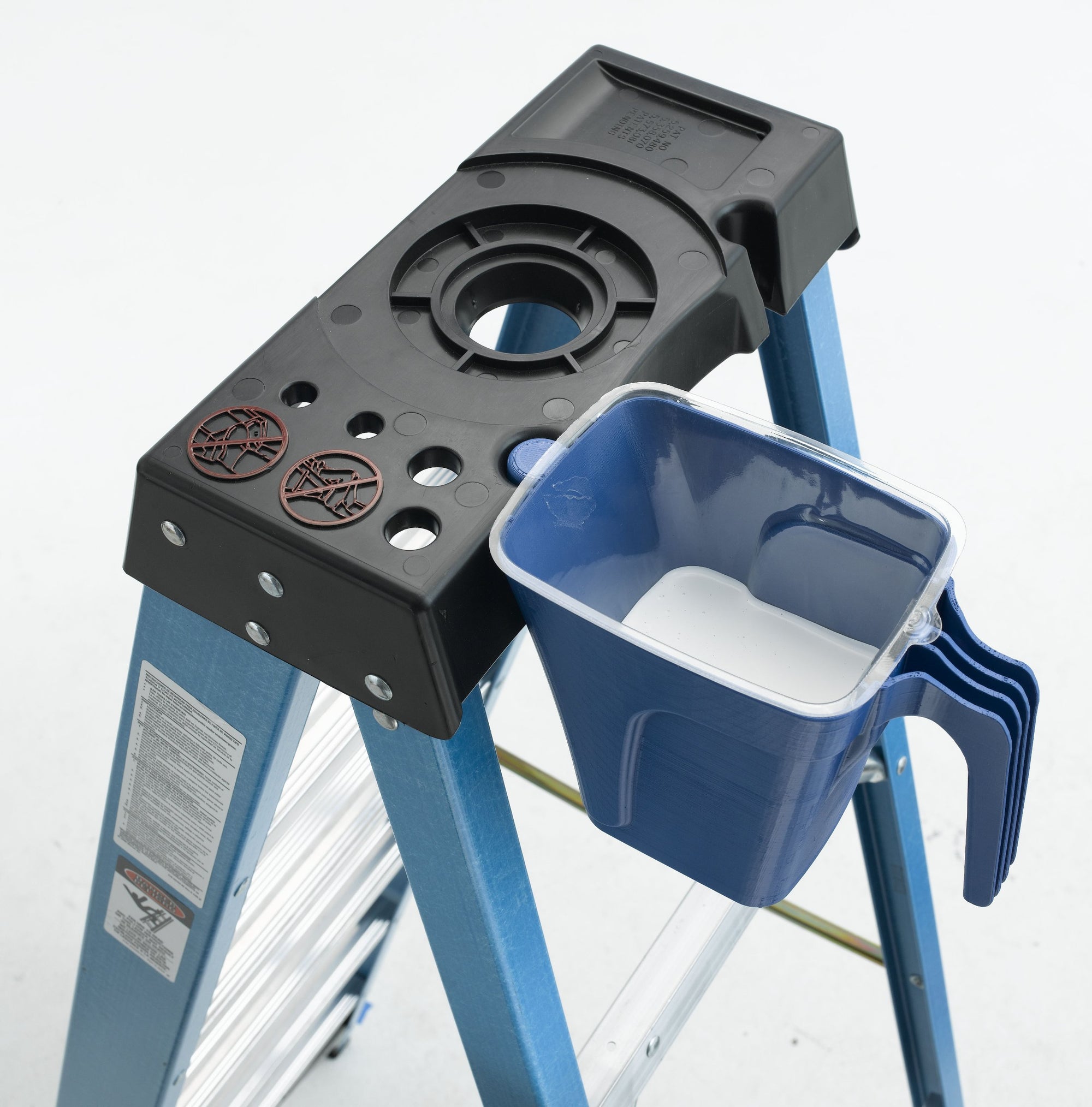 AC27-P Werner Lock, Use with Ac27-L Disposable Paint Cup Liner, Plastic, Polymer, Blue