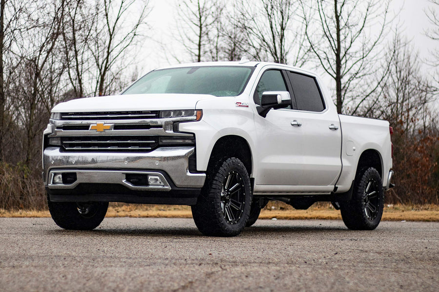 3.5" Lift Kit Rough Country for 2019-2024 Chevy/GMC 1500 w/Adaptive Ride - 29601