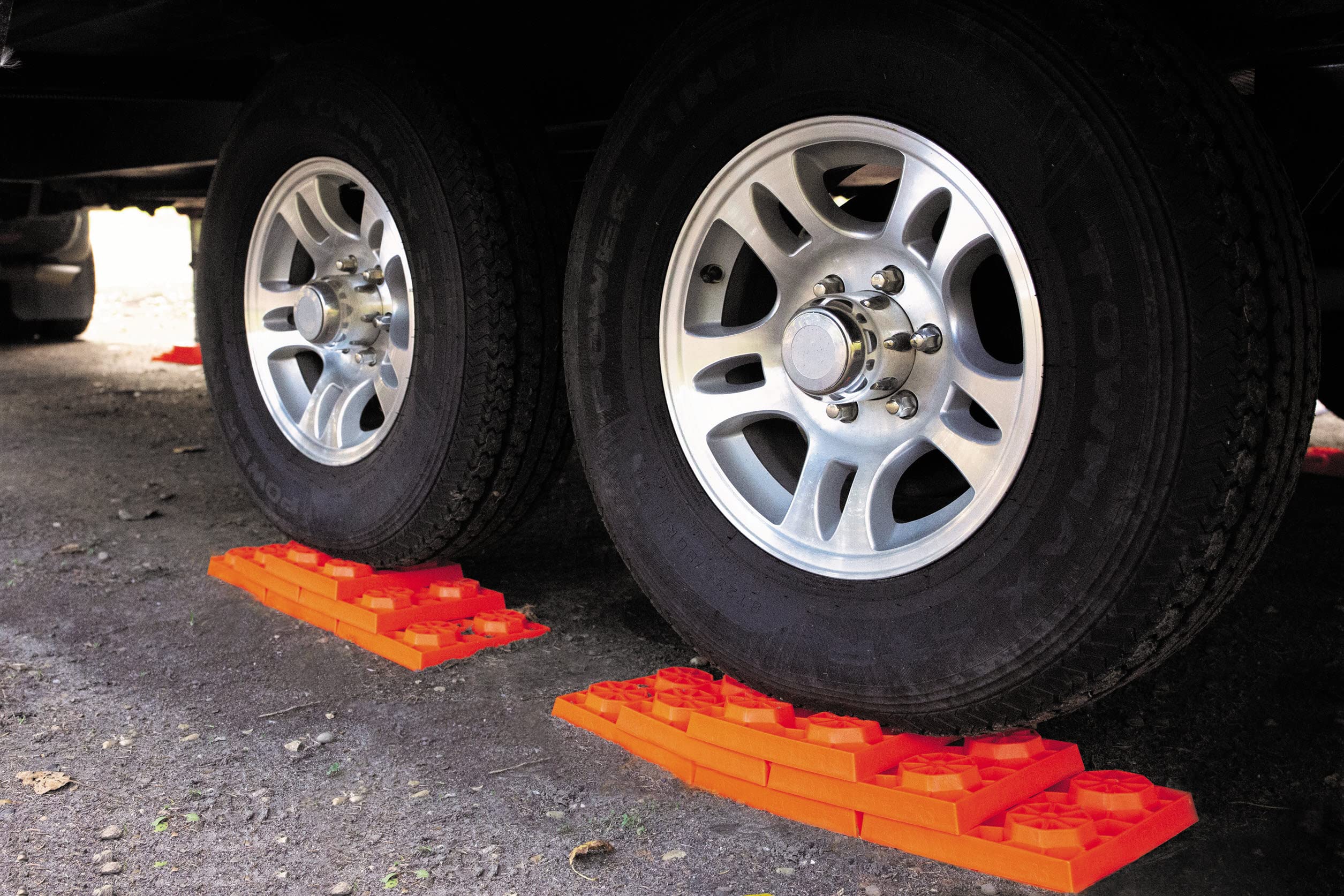Lynx Tri-Lynx Levelers RV/Trailer/Motorhome/Vanlife interlocking Leveling Blocks with Nylon Storage Bag for most Leveling and Stabilizing functions. 10 Pack, Orange, 00015, Made in USA.