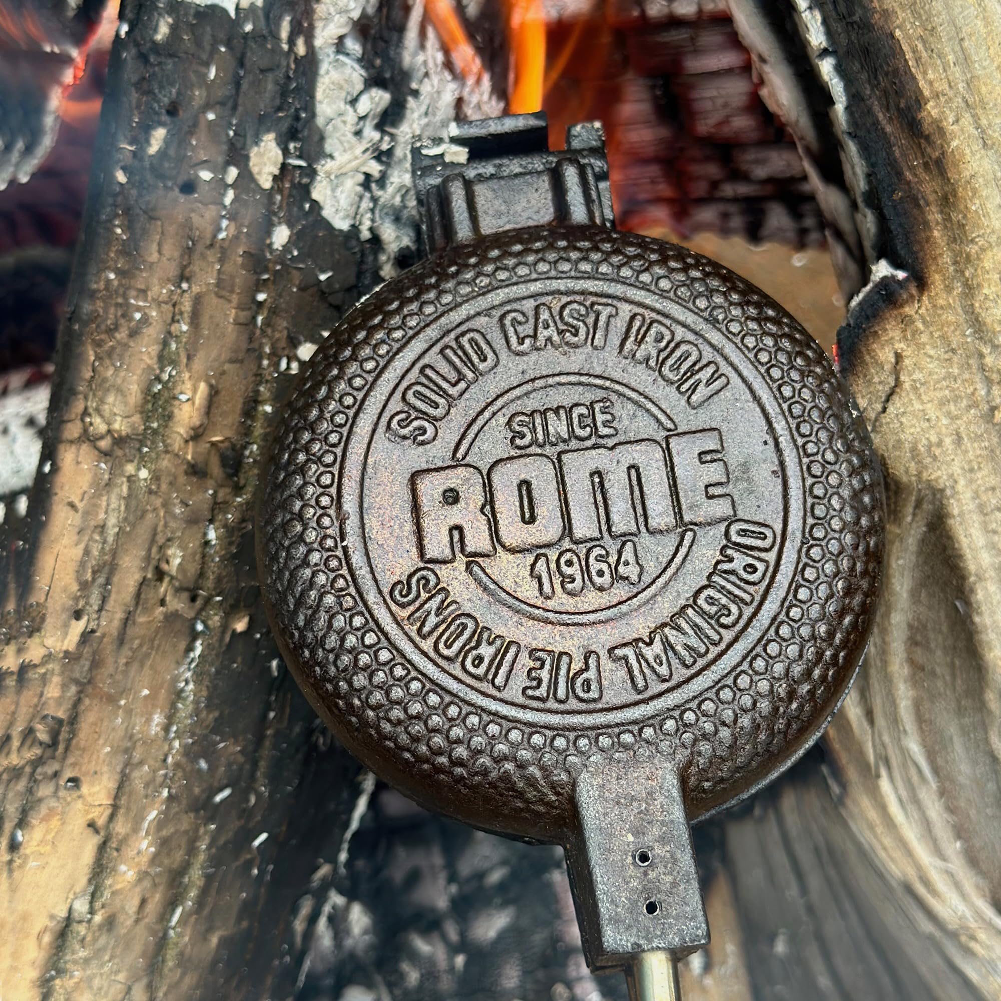 Round Pie Iron Rome's with Steel and Wood Handles