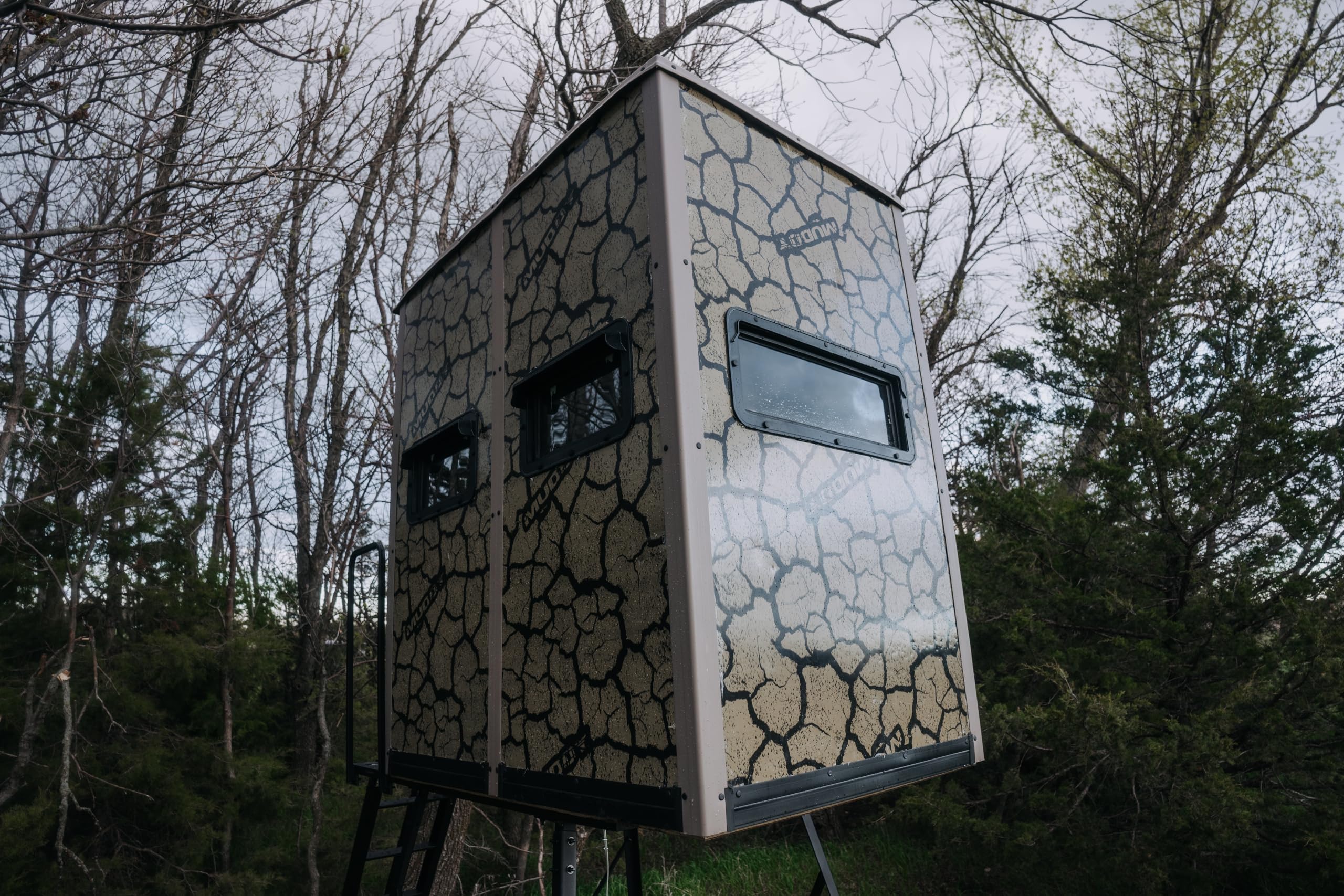 Steel Wall Striker Box Blind/CONSTUCTION Cracked MUD CAMO