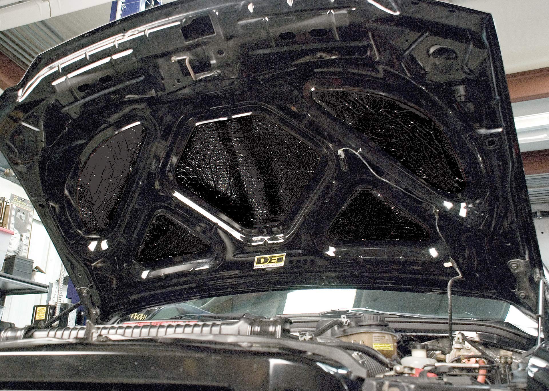 Under Hood Design Engineering 050129 Thermal Acoustic Lining
