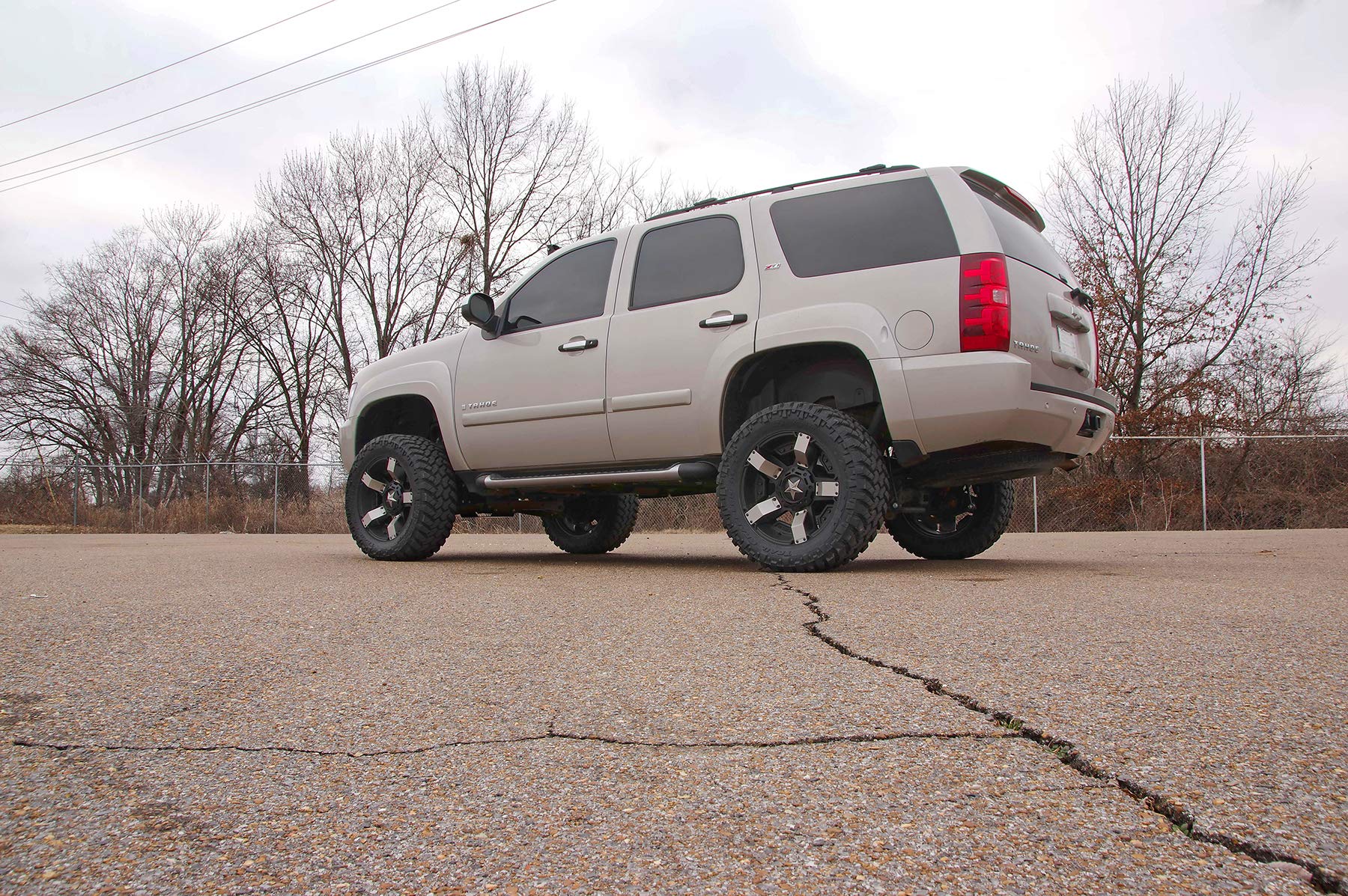 5" Lift Kit Rough Country w/N3 Struts for 2007-2013 Chevy Avalanche 1500-20801
