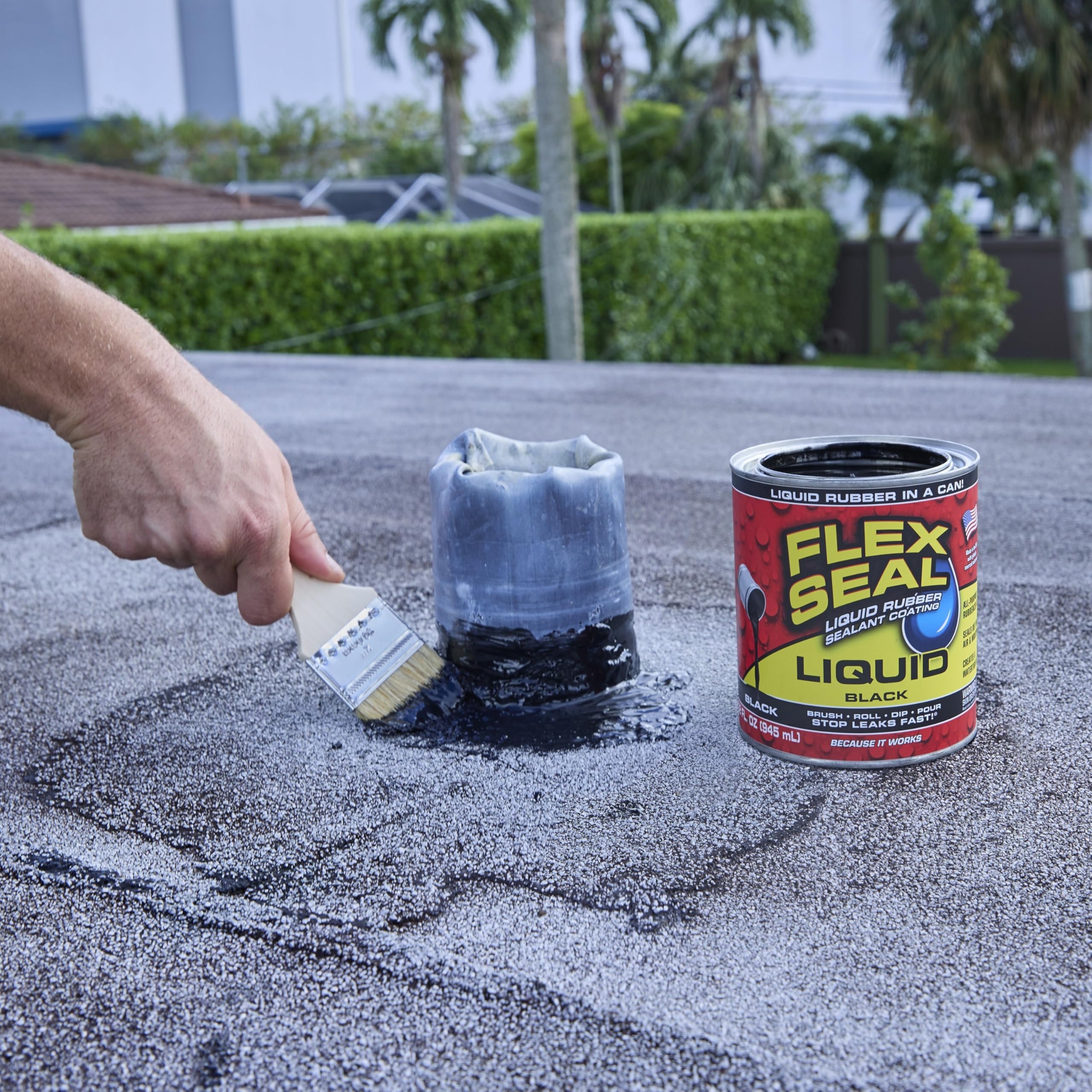 Flex Seal Liquid, Waterproof Rubber Coating Sealant, Flexible, Breathable, and UV Resistant, Roof Repair, Basements, RV, Campers, Trailers, Marine, EPDM, Masonry, Black, 32 oz