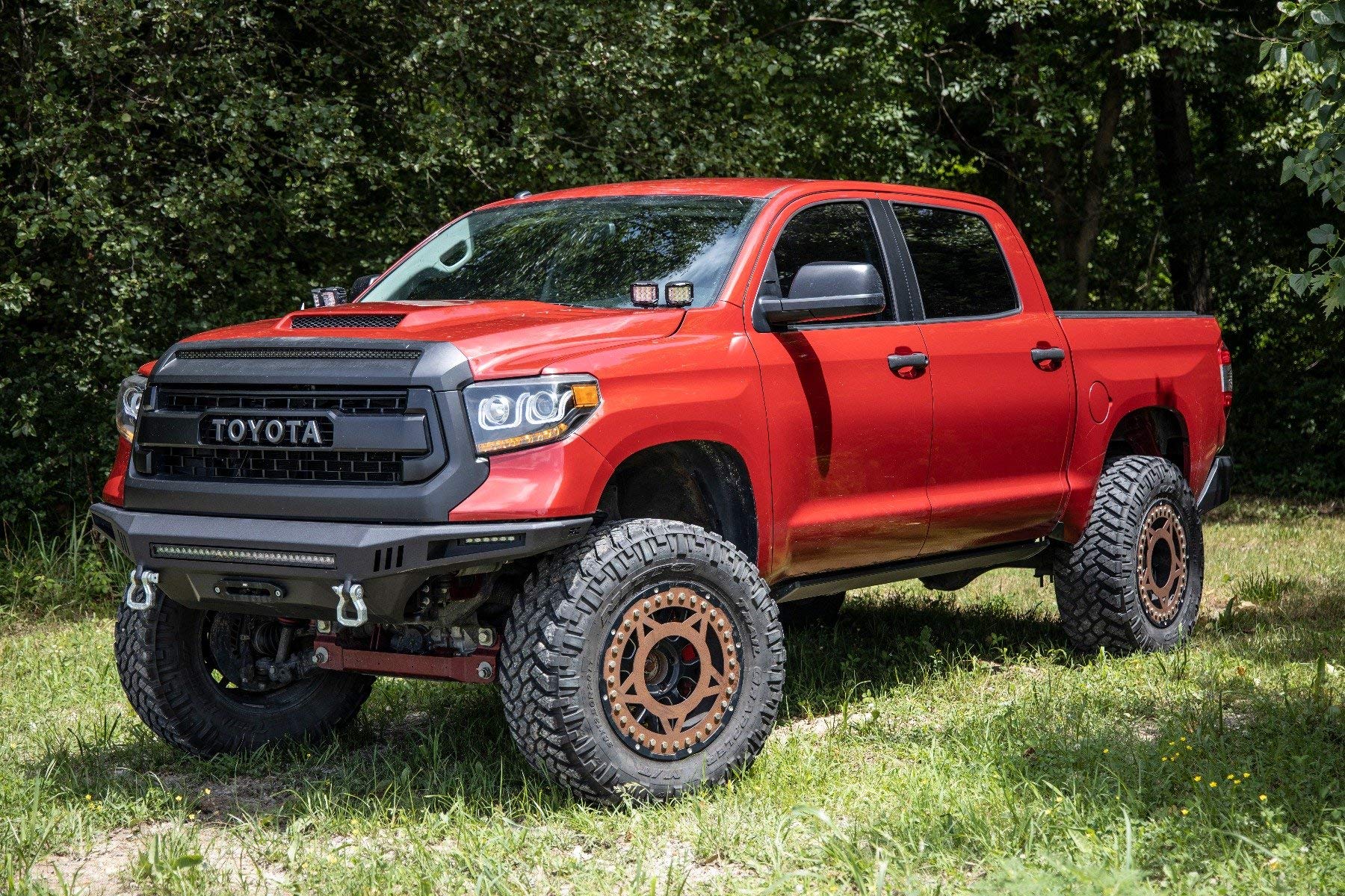 Rough Country 2" Quad Cube LED Lights with White DRL for Toyota Tundra (2014-2021) - Lower Windshield Mount, 7,200 Lumens, Spot Beam Off-Road Lighting