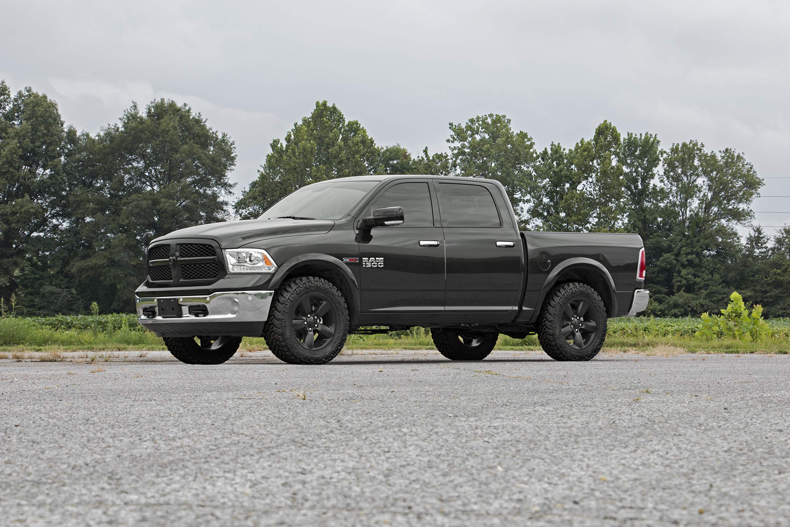 1.5-2" Rough Country Leveling Kit for 2002-2005 Ram 1500 4WD - 3592
