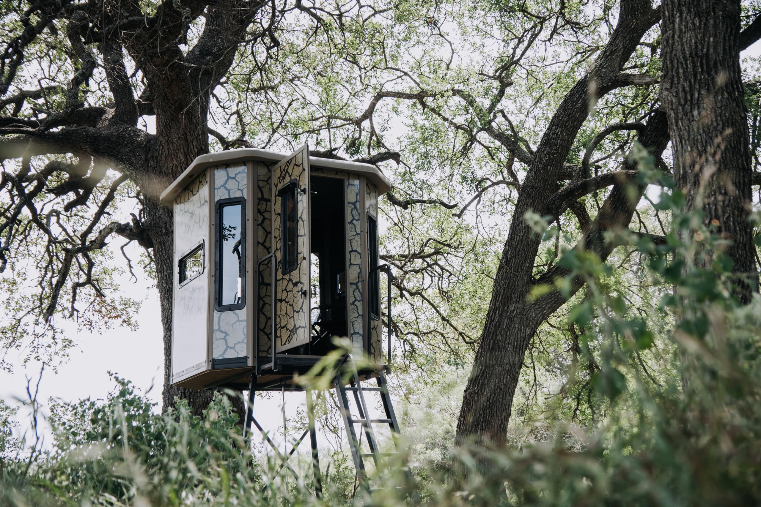 Muddy Box Blind w/Elite 5' Tower/Steel Wall Construction/Cracked Mud Camo Bull