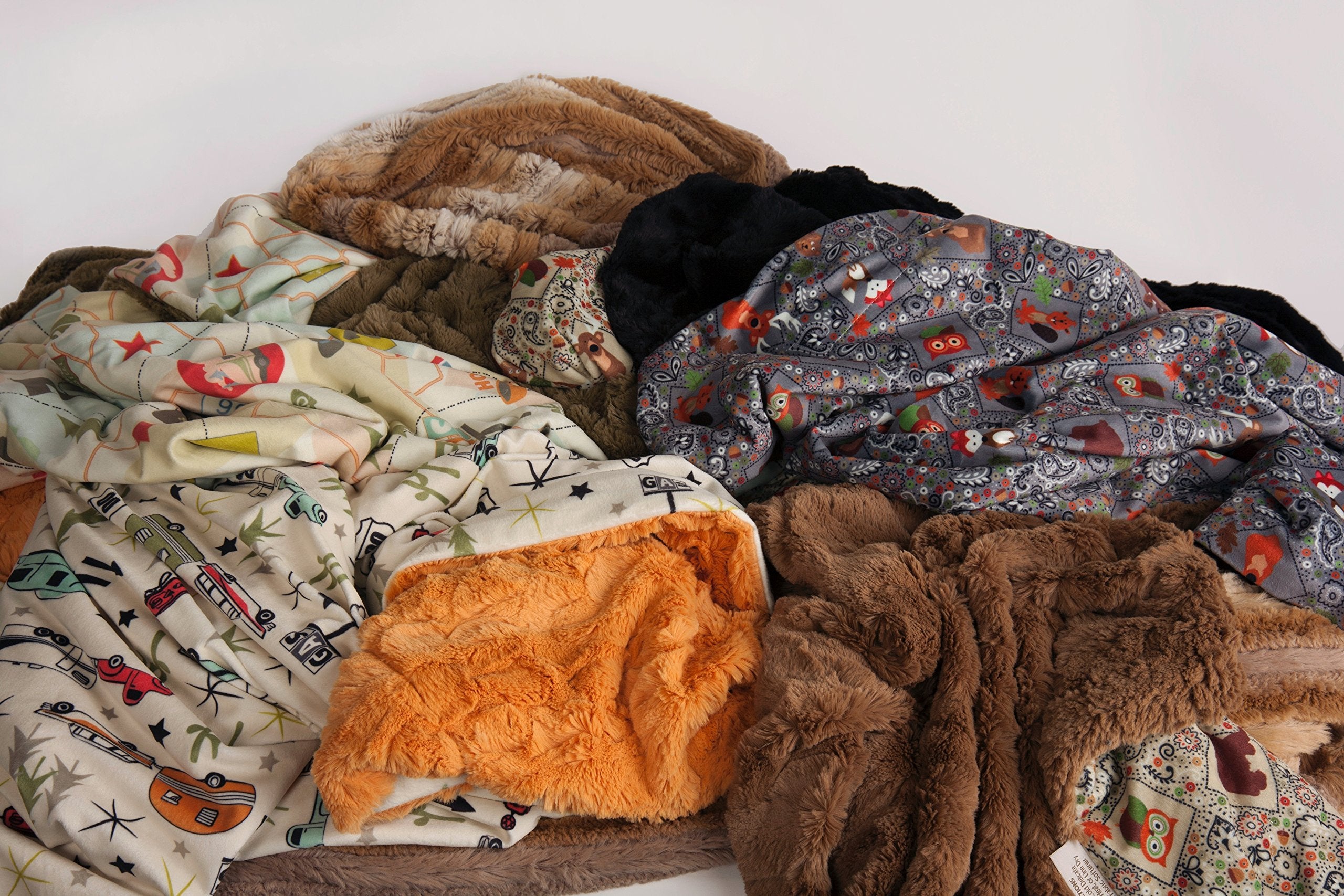 Camp Casual 50"x60" The Throw - Cozy Critters CC-005CCT Tan (Reverse Mocha),1 Pack
