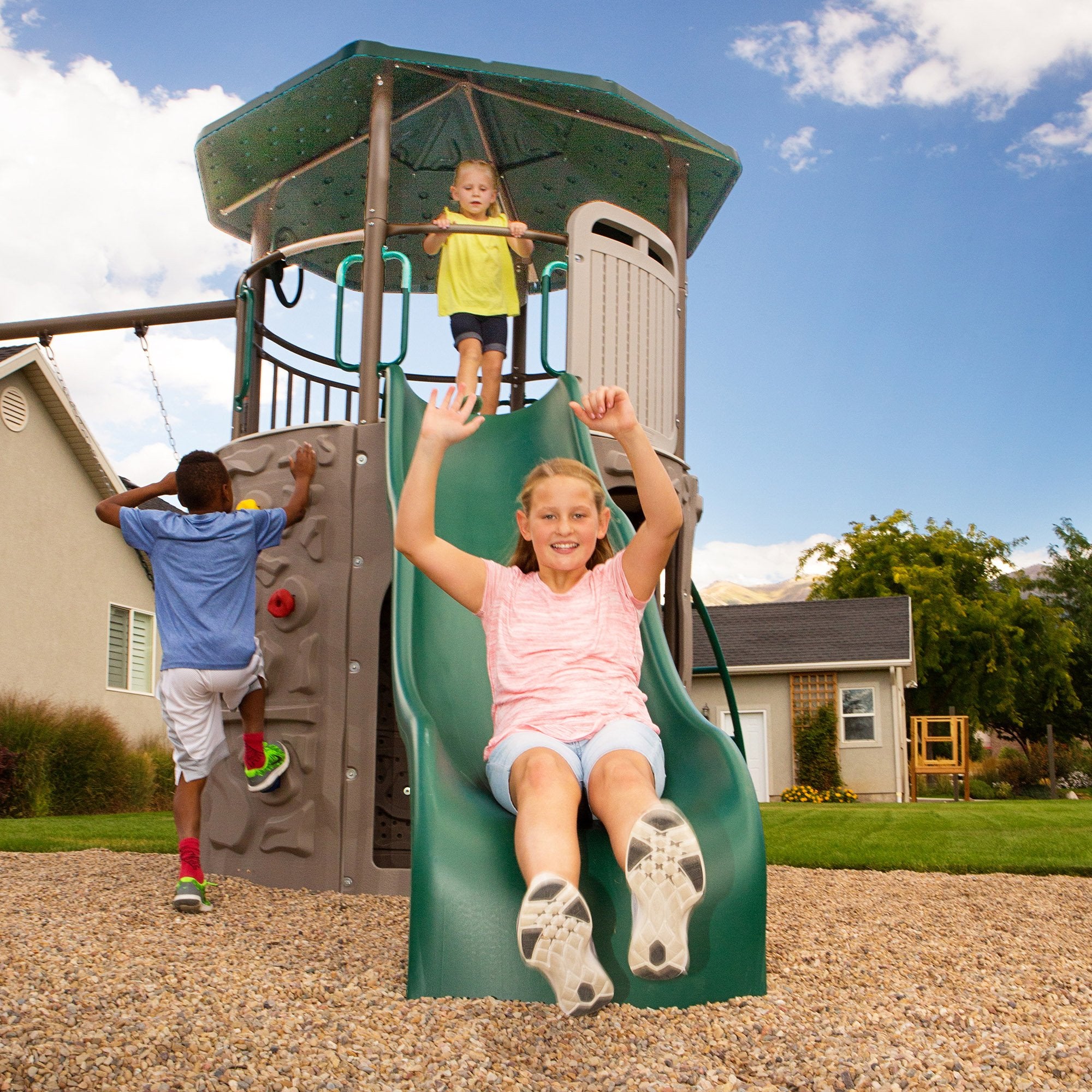 Adventure Tower Lifetime 290633 Swing Set, Earthtone