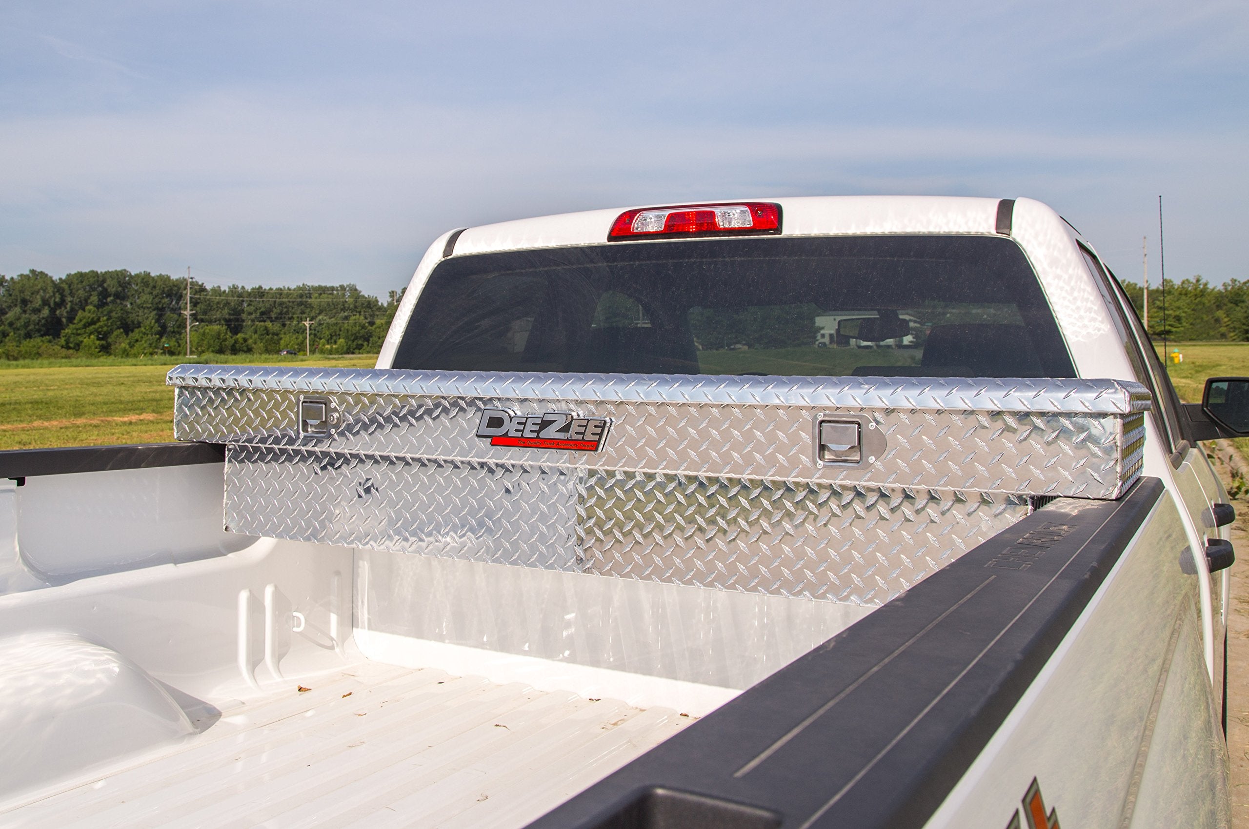 Red Label Dee Zee DZ8170 Crossover Tool Box