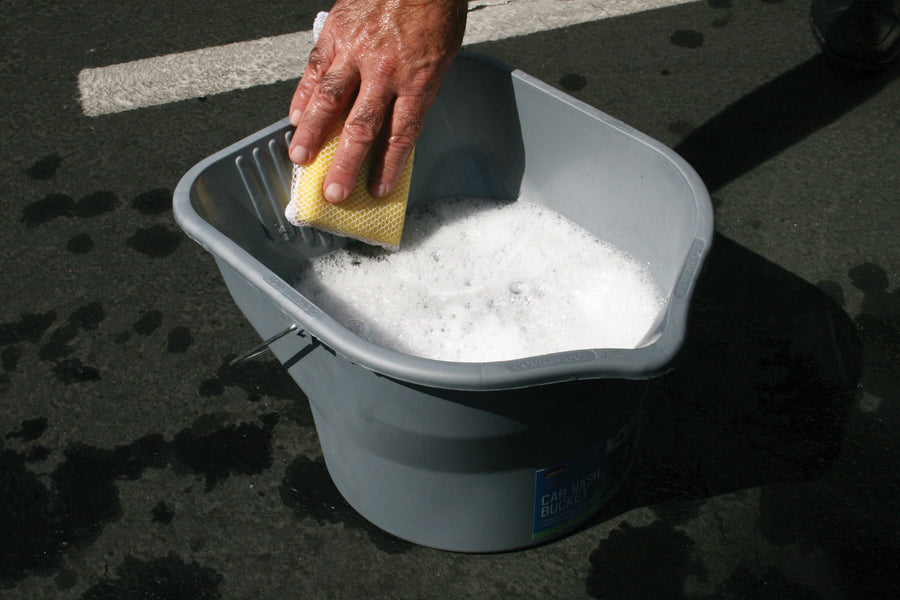 Gray Carrand 94102 Car Wash Bucket (3 Gallon Capacity)