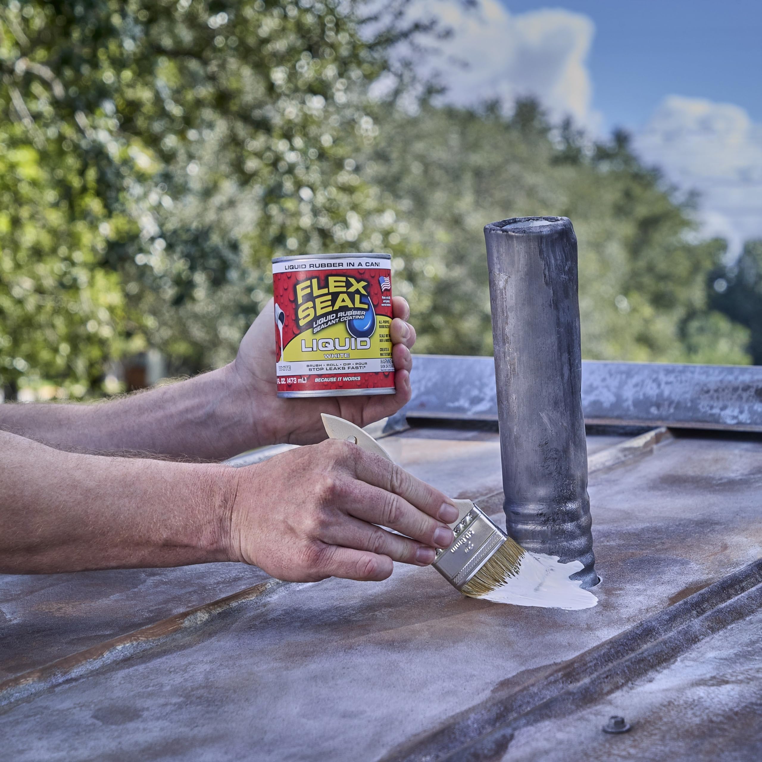 Flex Seal Liquid, Waterproof Rubber Coating Sealant, Flexible, Breathable, and UV Resistant, Roof Repair, Basements, RV, Campers, Trailers, Marine, EPDM, Masonry, White, 32 oz