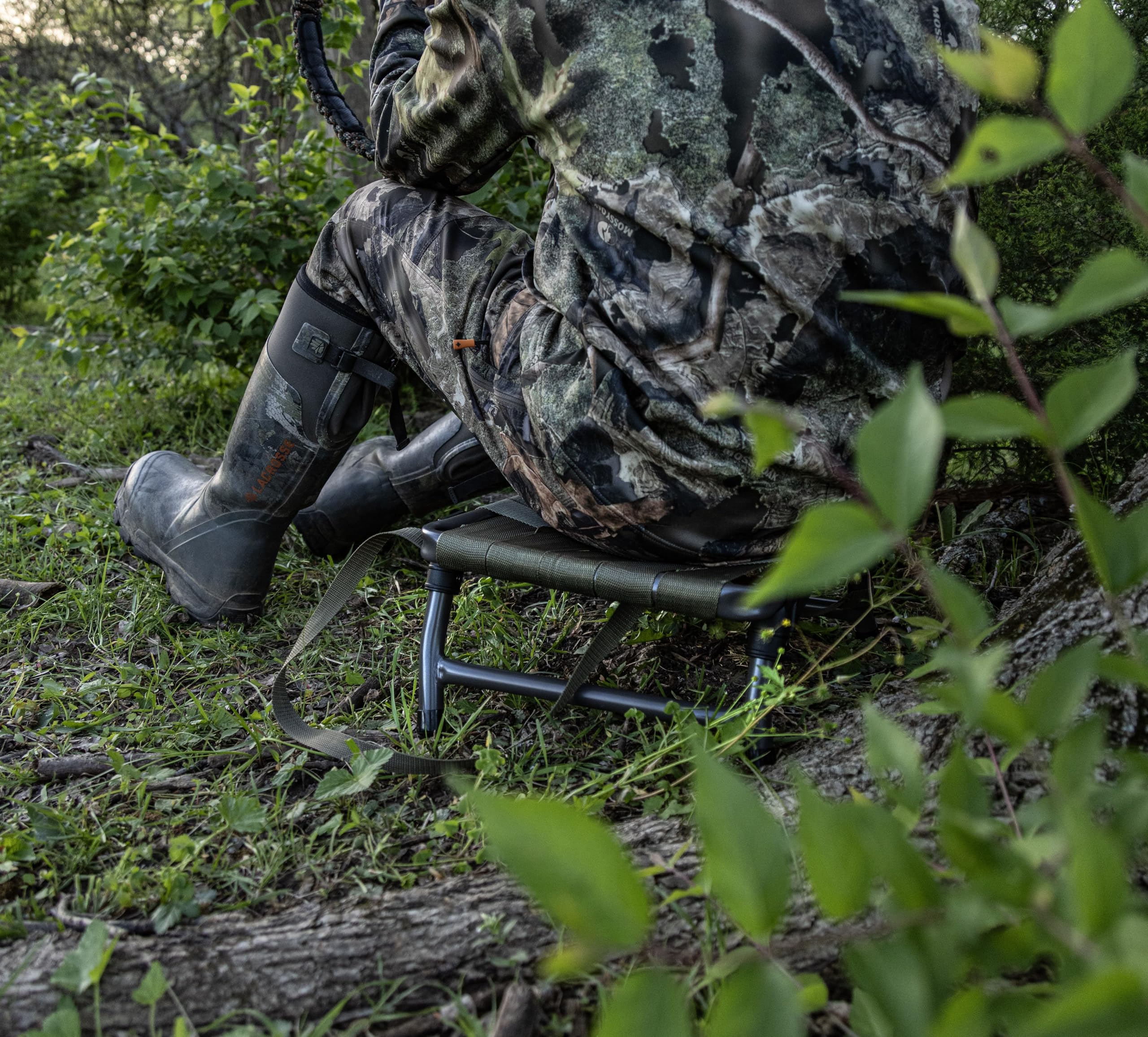 Strut Seat HUNTERS SPECIALTIES with Folding Legs & 2 " Nylon Webbed Seat | Durable Compact Portable Easy to Carry Collapsible Turkey Hunting Chair