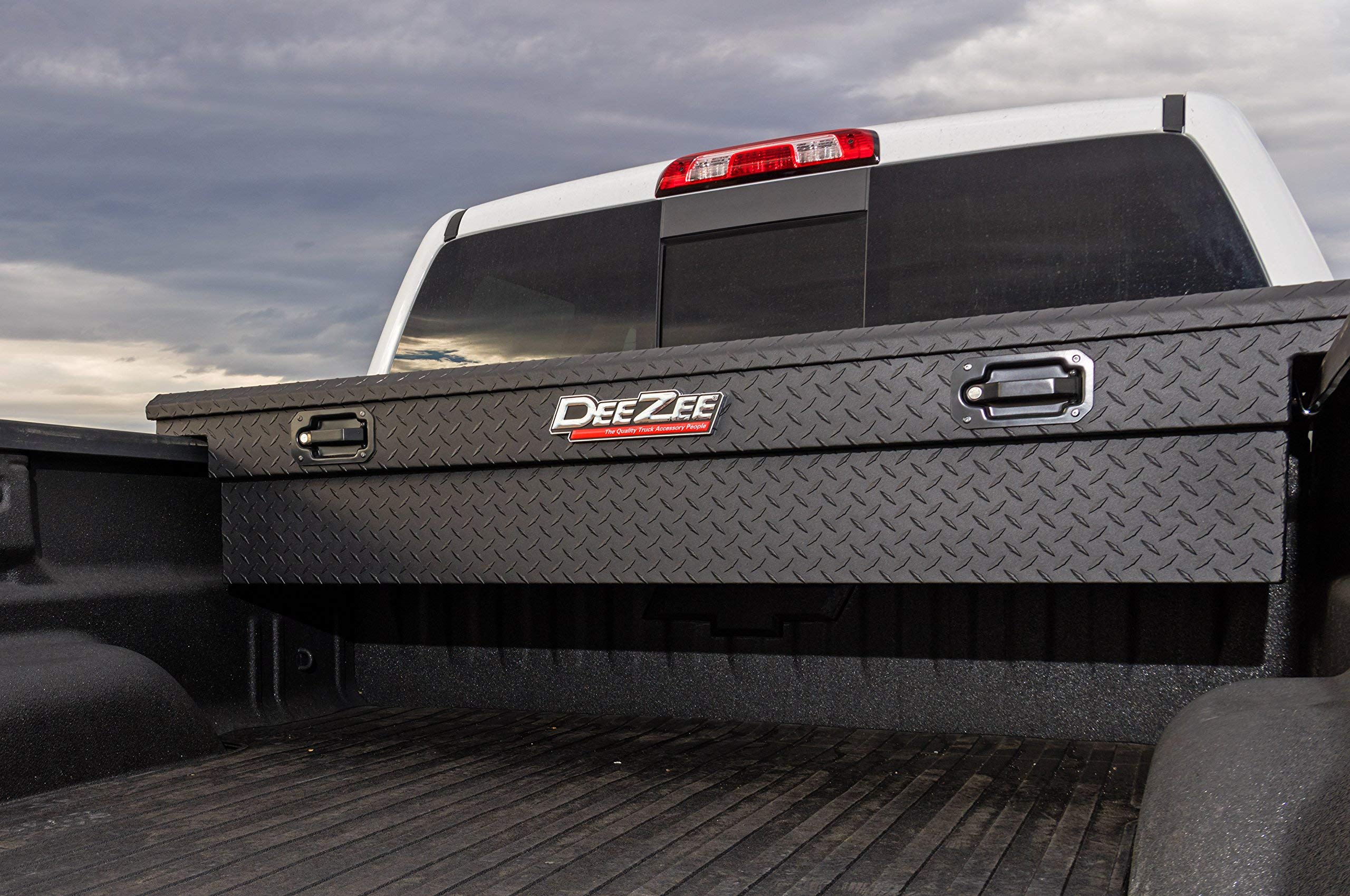 Dee Zee Crossover Tool Box DZ10170LTB - Low Profile Red Label