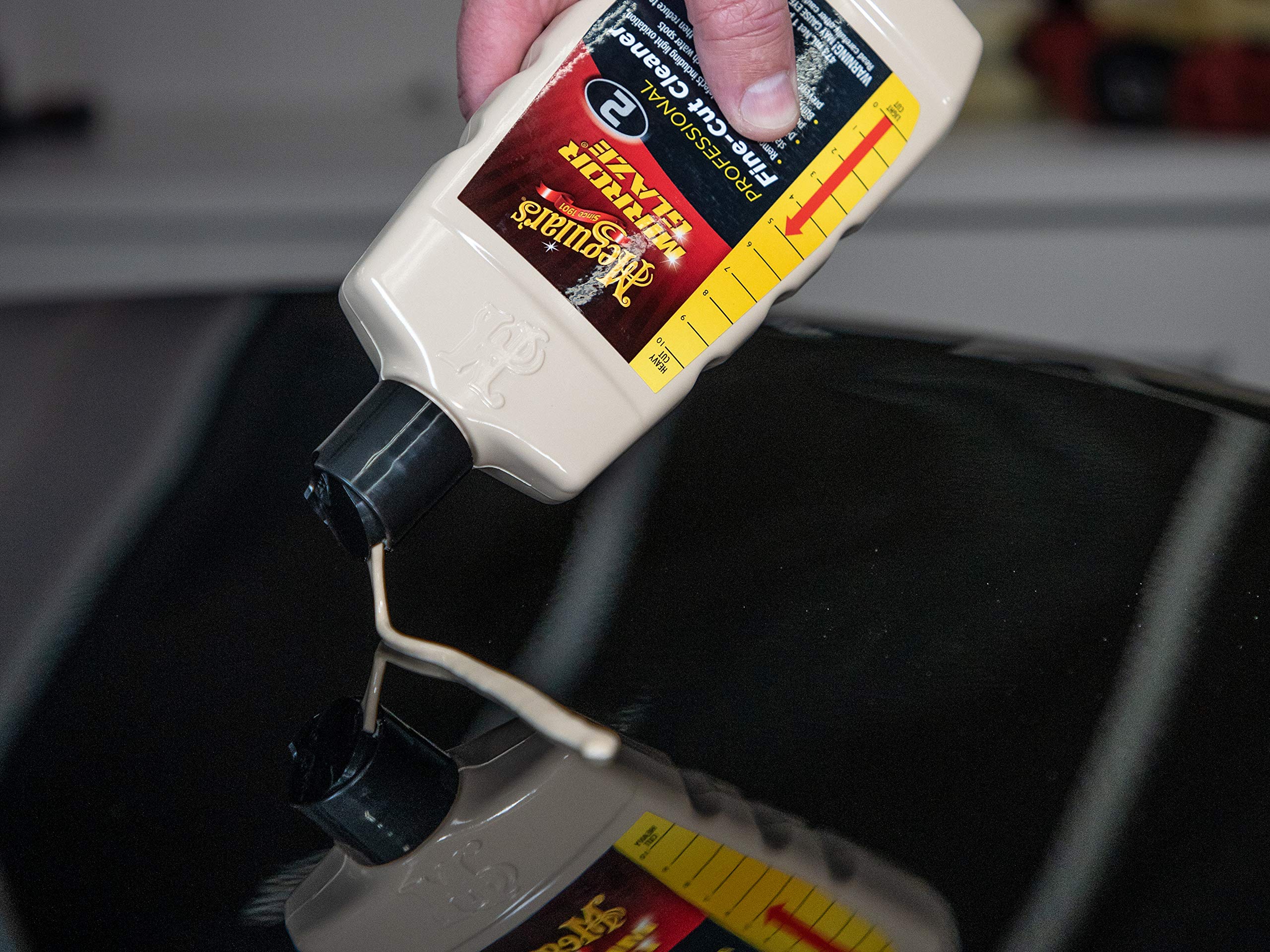Ultimate Paste Wax Meguiar's, Premium Car Wax for a Deep Gloss with Lasting Protection, Easy to Apply and Remove, Clear Coat Safe, Microfiber Towel and Applicator Included, 8 Oz Paste