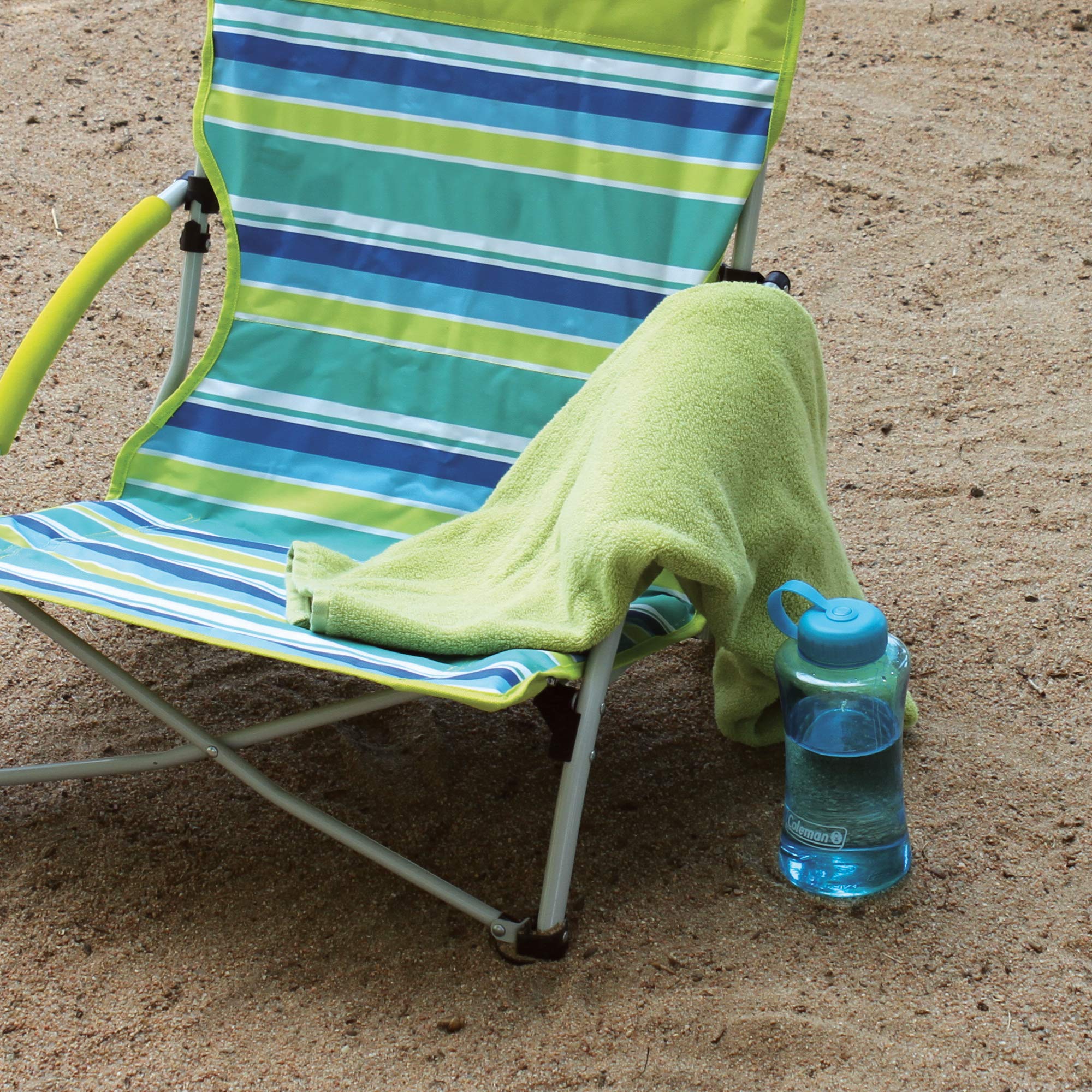 Coleman Lightweight Utopia Breeze Beach Chair with Cup Holder, Comfortable Portable Outdoor Chair, Supports up to 250lbs, Great for Beach & Yard with Carry Bag