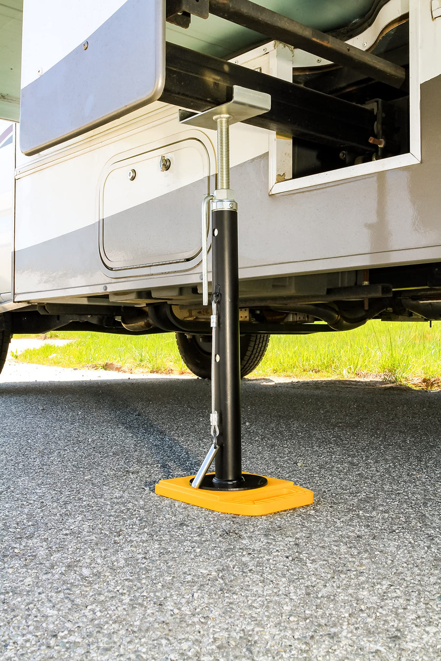EAZ-Lift Camco Premium RV Slide-Out Support - Features an Adjustable Height of 19-inches to 47-inches, a Durable Steel Construction, and can Hold Up to 5,000lbs Each (48867)