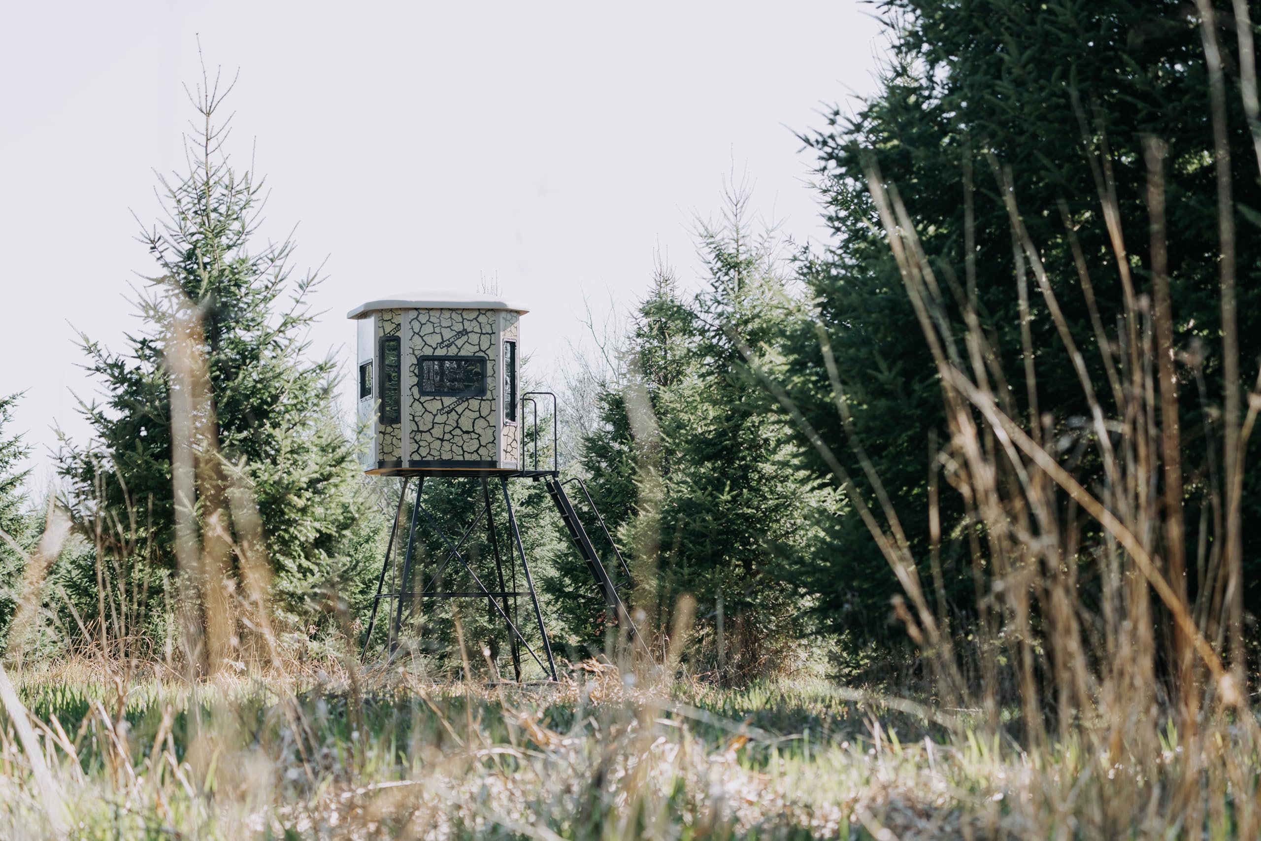 Muddy XL Bull Box Blind w/Elite 5' Tower, Steel Wall Construction, Cracked Mud Camo