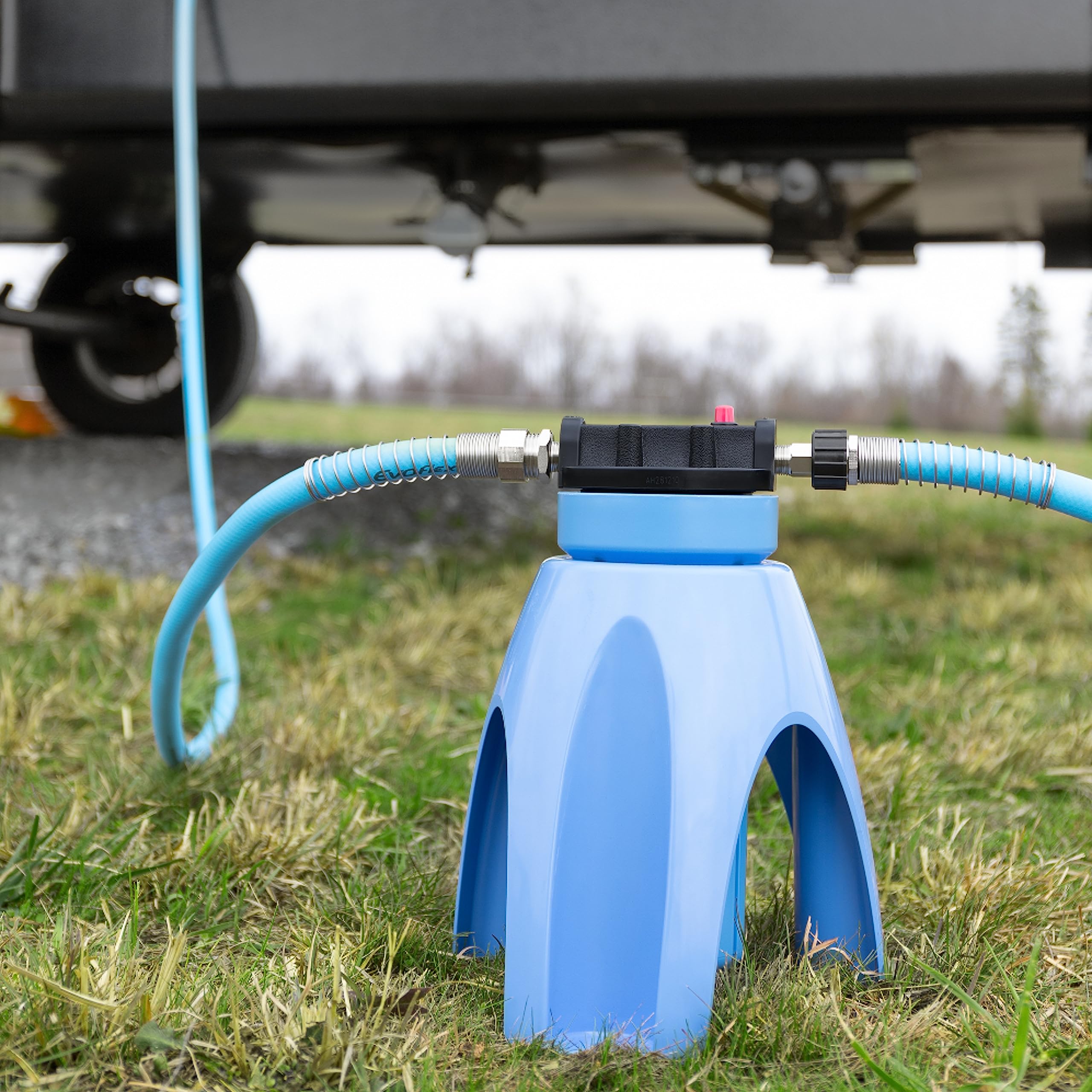Evo Camco RV Water Filter - Features Granulated Activated Carbon for Bacteria Control & a Replaceable Premium Spun Polypropylene Filter Cartridge - Camper Essentials for Clean Drinking Water (40631)