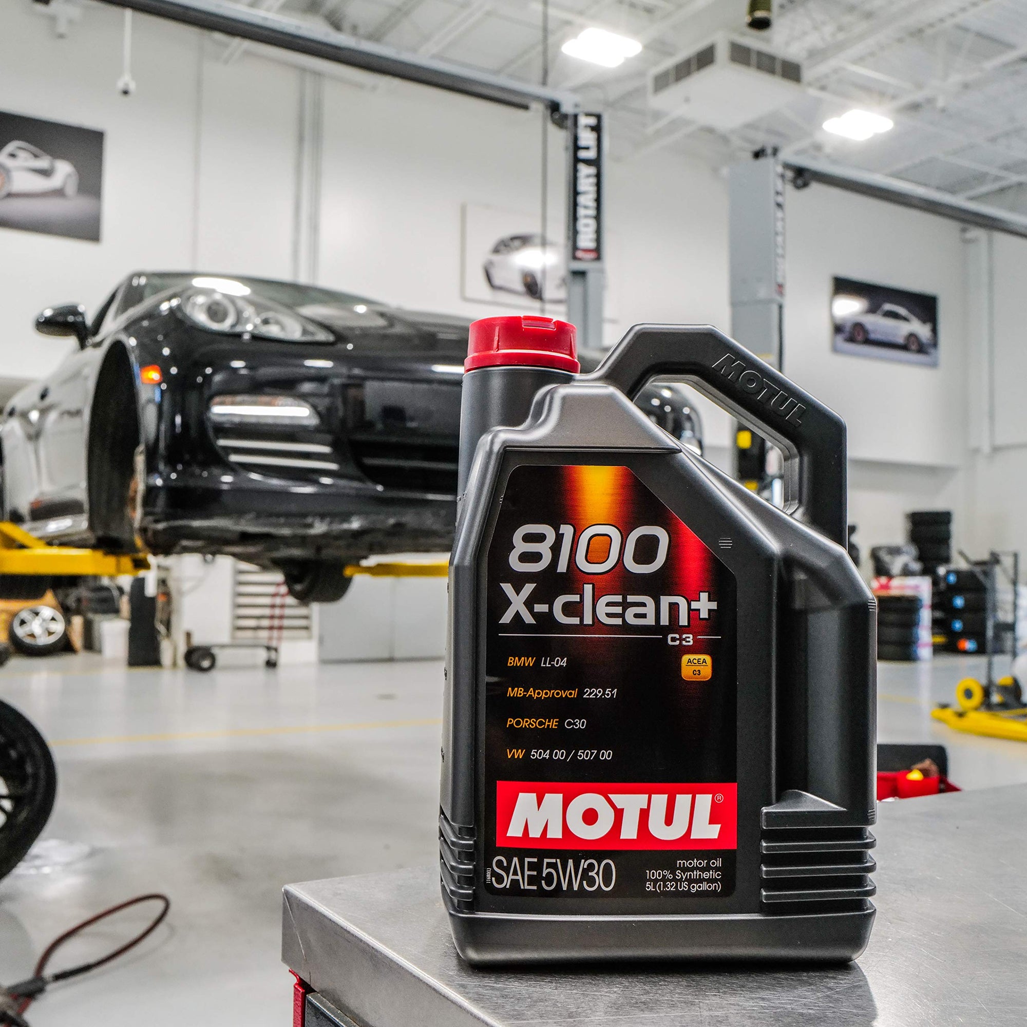 Motul 8100 X-Clean 5W-30 Full Synthetic Motor Oil | Engineered to Help Clean Engine Performance, Protect Emissions Systems | Long Drain Capable, Improved Engine Responsiveness | 5L