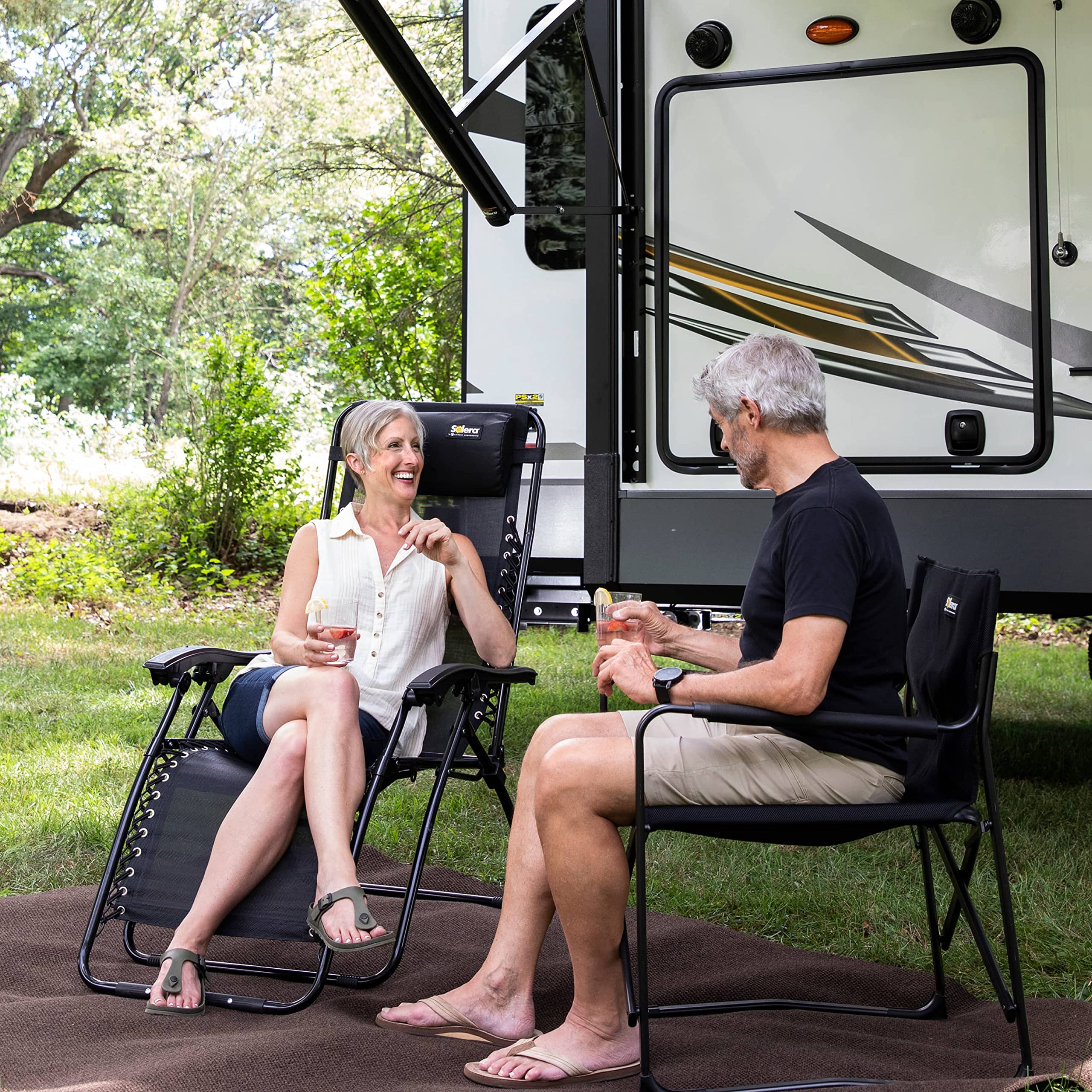 Lippert 5th Wheel Ground Control 3.0 6-Point Automatic RV Leveling System with 15,500-lb. Total Lift Capacity, Wireless Remote, Hall Effect Technology, Auto-Hitch Memory - 675817