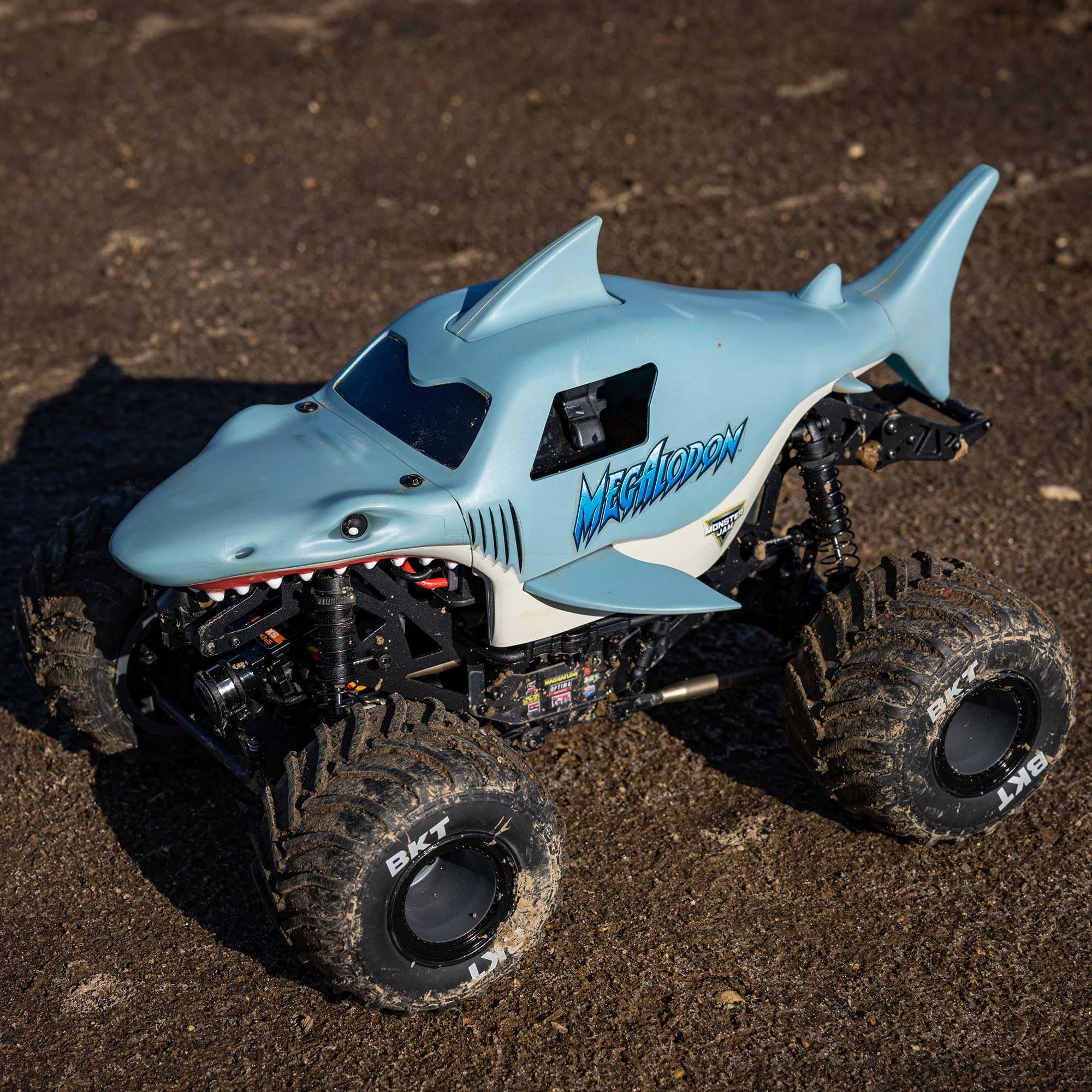 Losi 1/18 Mini Megalodon LMT 2S 4X4 RTR Brushed Monster Truck Battery & Charger Included Blue LOS01026T3