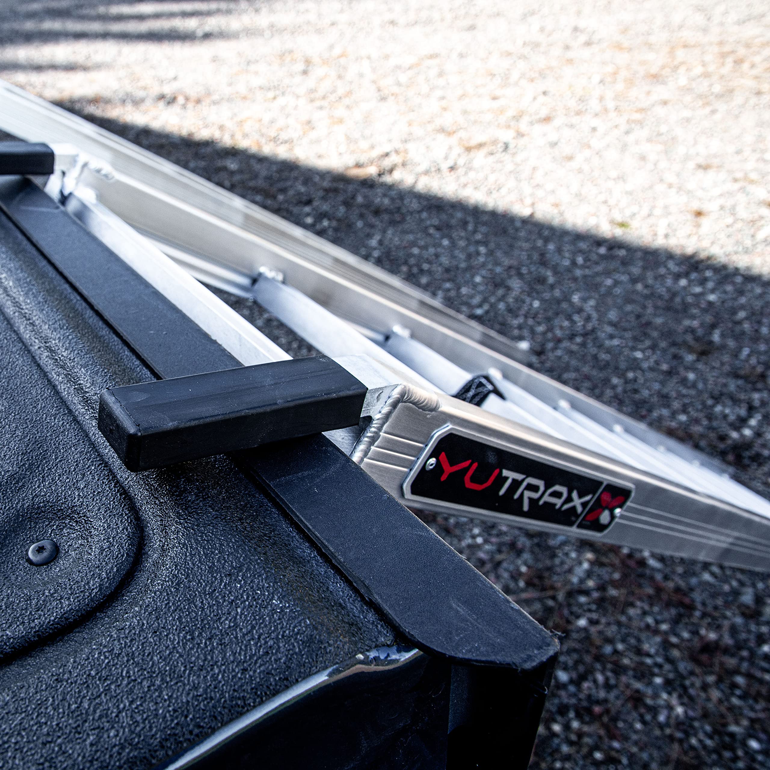 Aluminum Utility Truck Yutrax 70-inch, UTV/ATV Loading Ramps - Pair, 1500lb Capacity