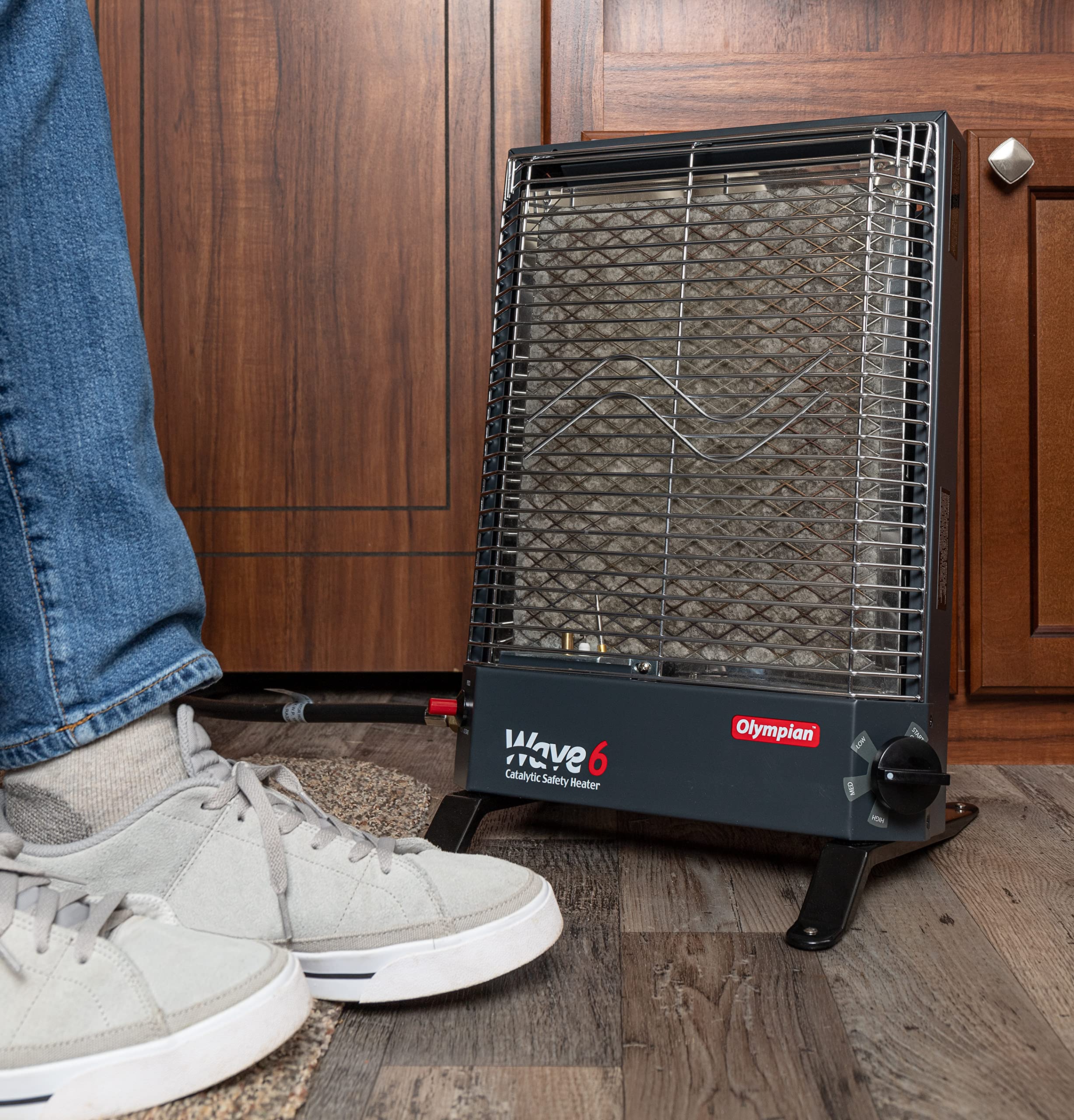 Camco Wave Heater Leg Stands Olympian - Converts Your Olympian Wave Heater into a Portable Style Heater, Fits All Olympian Wave Heaters: Wave 3, Wave 6, Wave 8-2 Pack (57701)