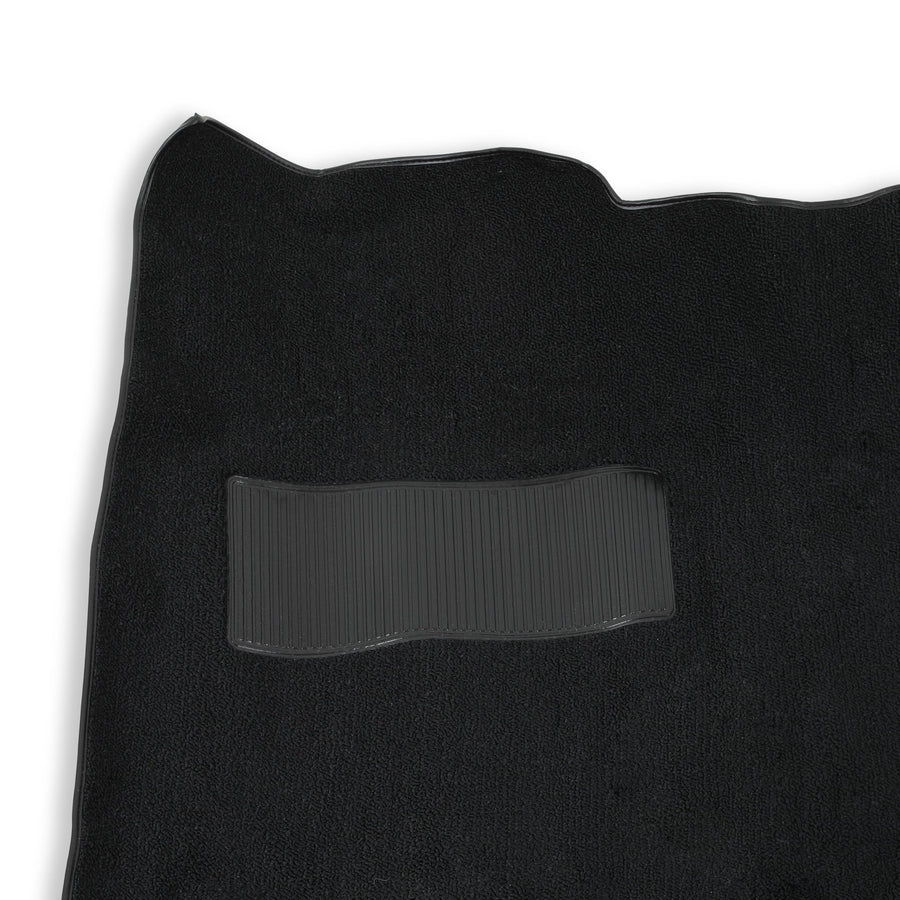 Carpet Set Brothers Trucks G6047-67BK - Small Hump - RWD - Black - Pair