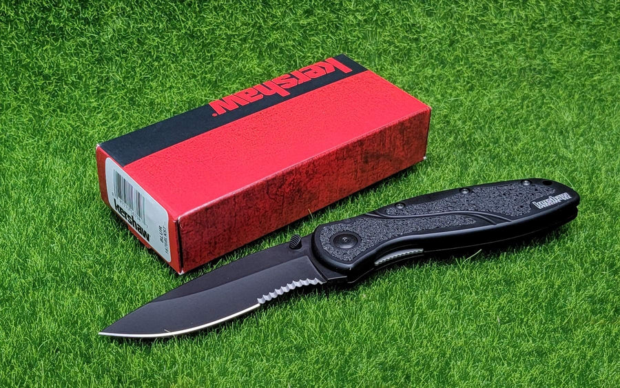BLACK SERRATED KNIFE, BLUR