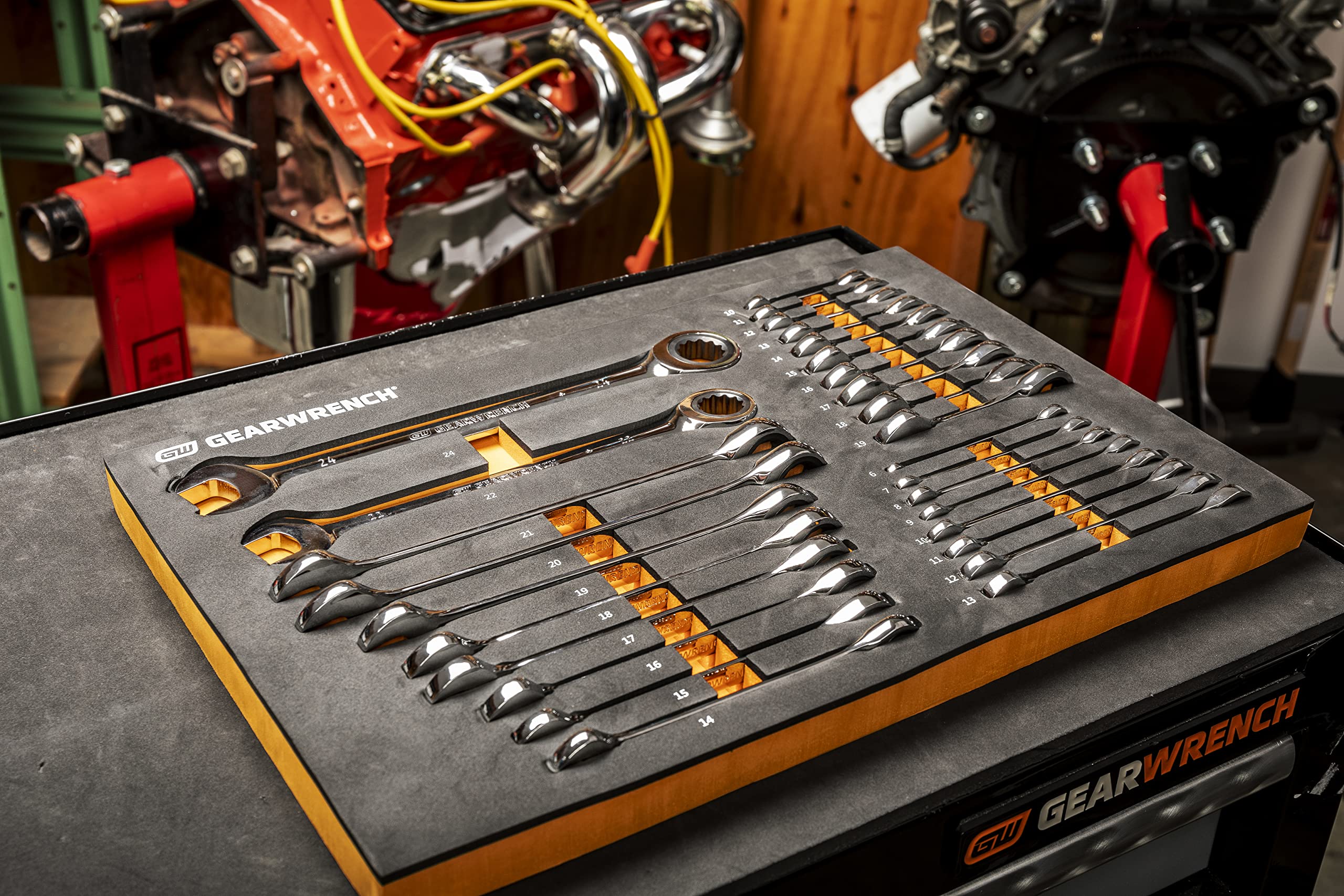 28 Piece GEARWRENCH 72T Metric Standard & Stubby Ratcheting Wrench Set with EVA Foam Tray - 86527