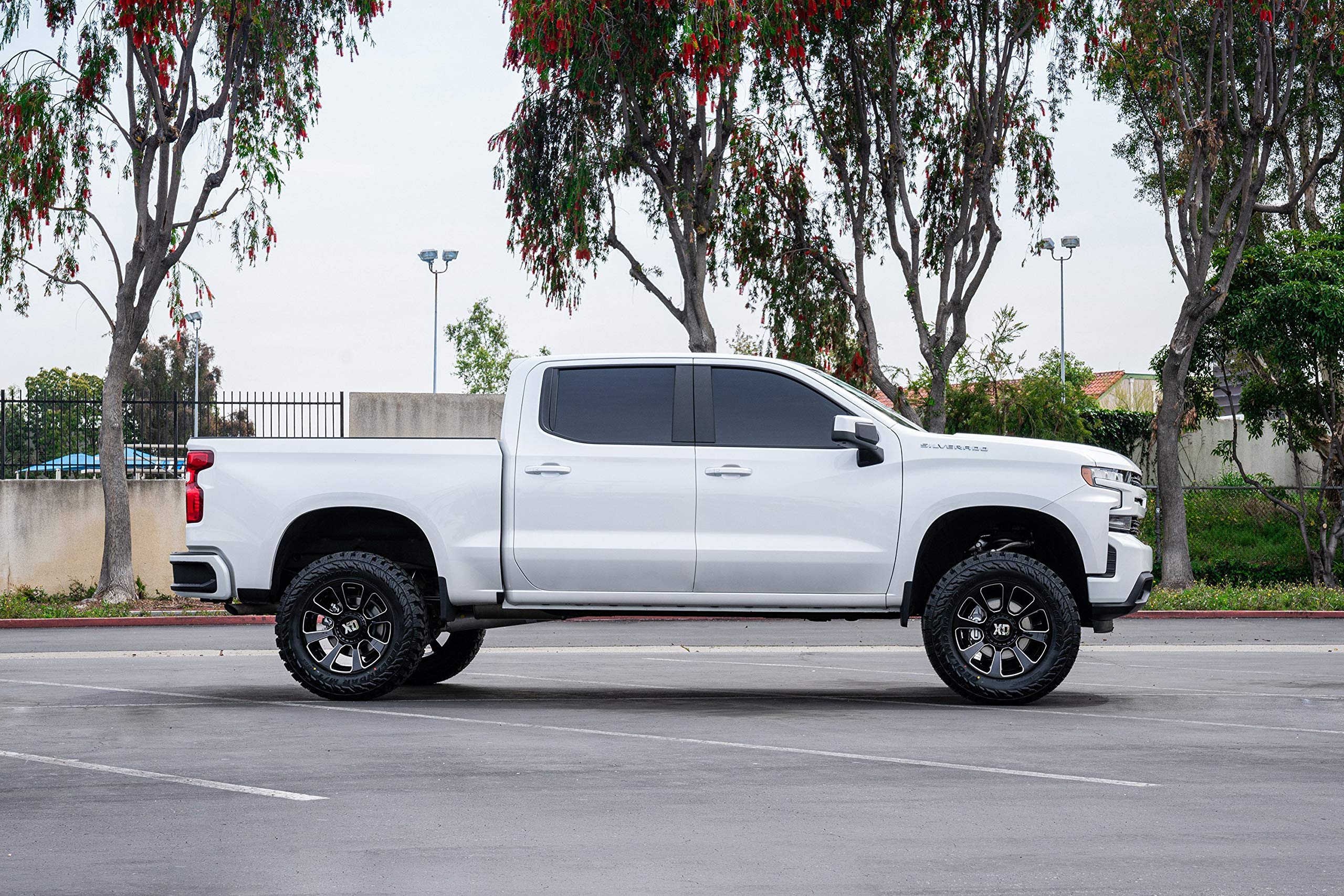 20x10 XD854 REACTOR, Bolt Pattern: 6x135/5.5, Offset: -18, GLOSS BLACK MILLED, set of 1