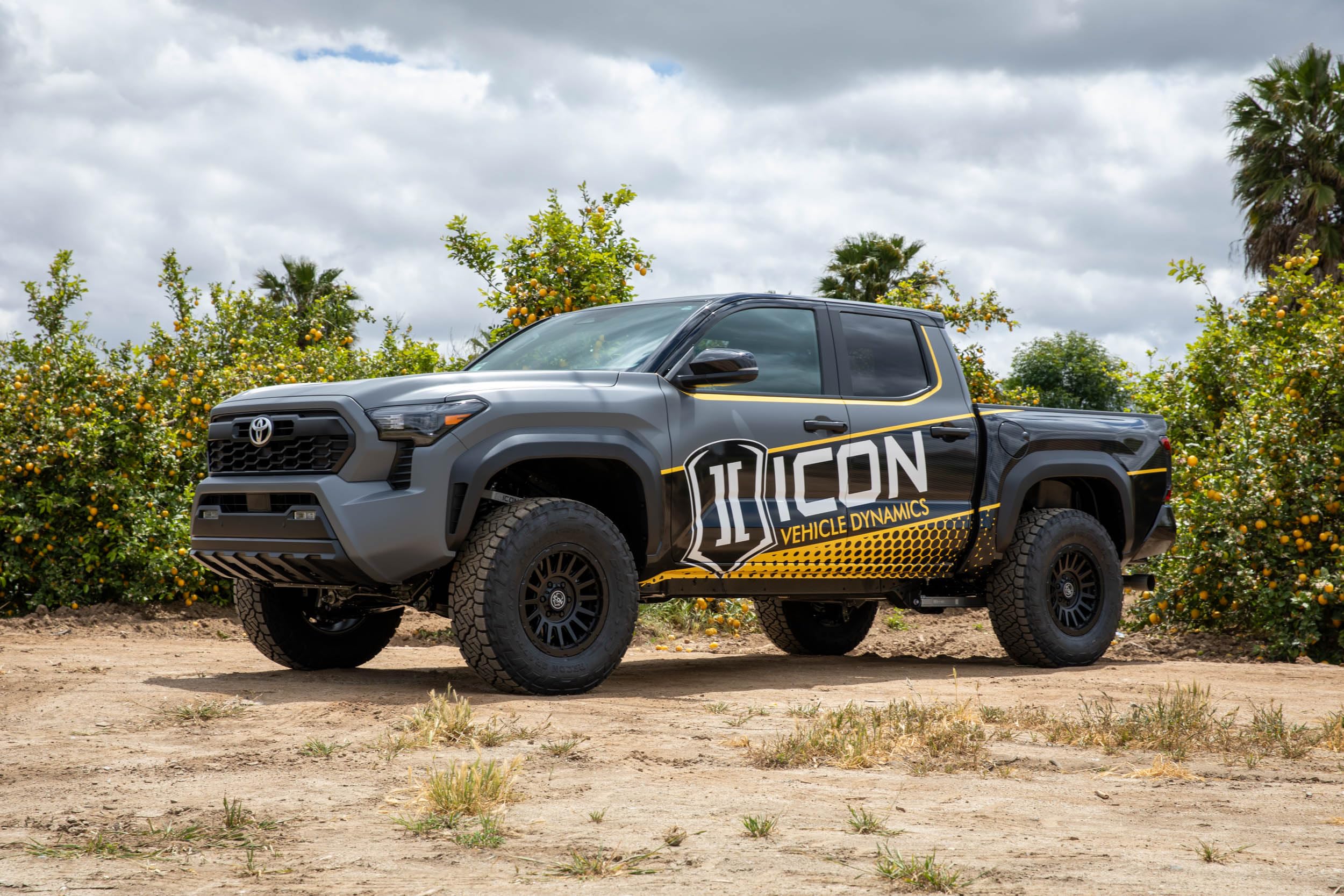 2024-2025 Toyota Tacoma ICON 56518, 0-1" Lift, Rear, V.S. 2.0 Aluminum Series Shock Absorber, Internal Reservoir