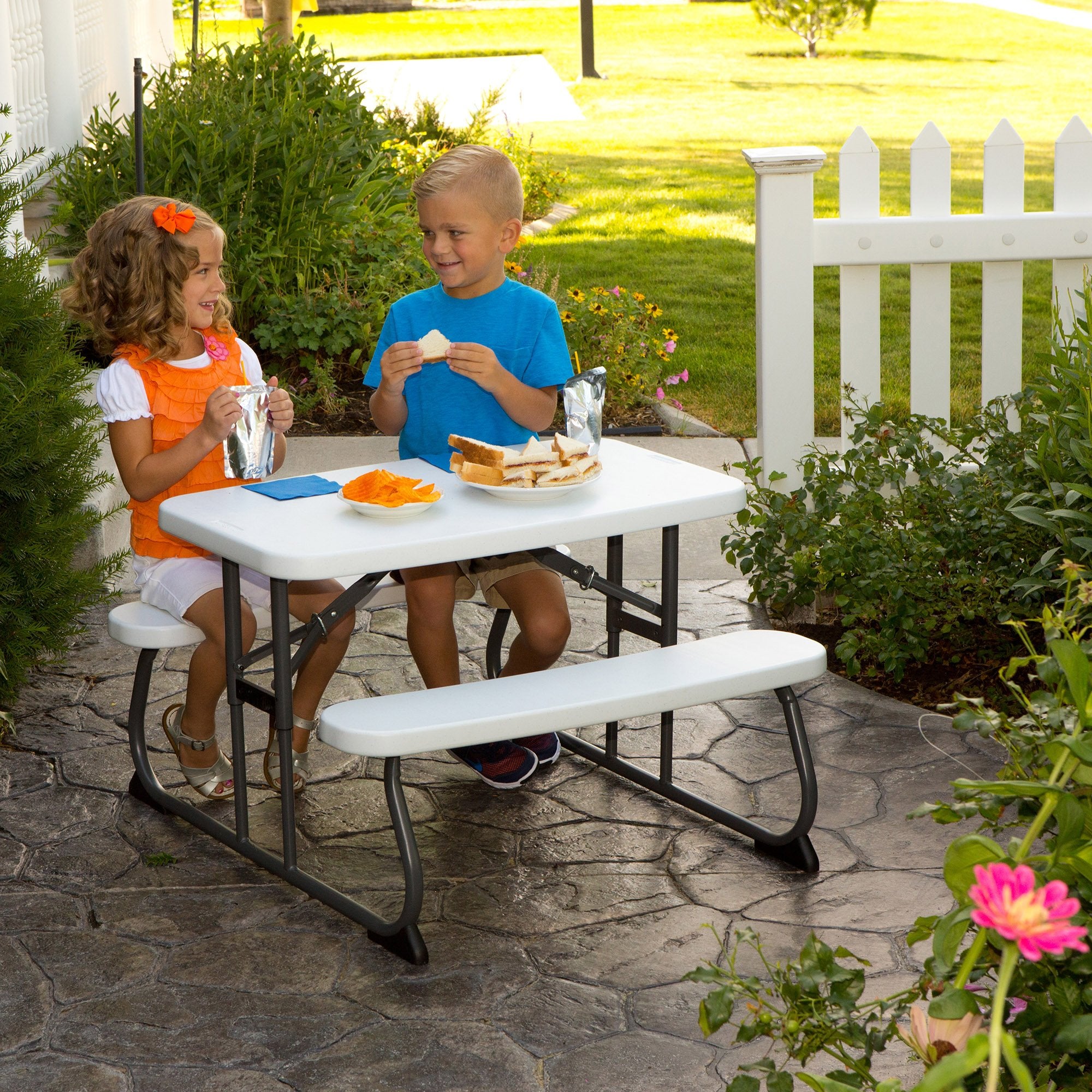 Kid's Picnic Table LIFETIME, White
