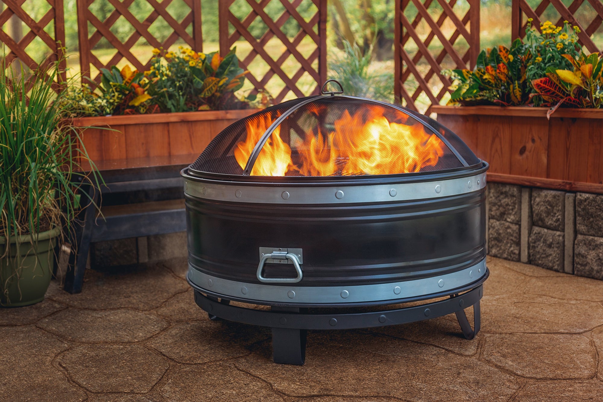 Colossal Pleasant Hearth OFW651R Fire Pit, Black