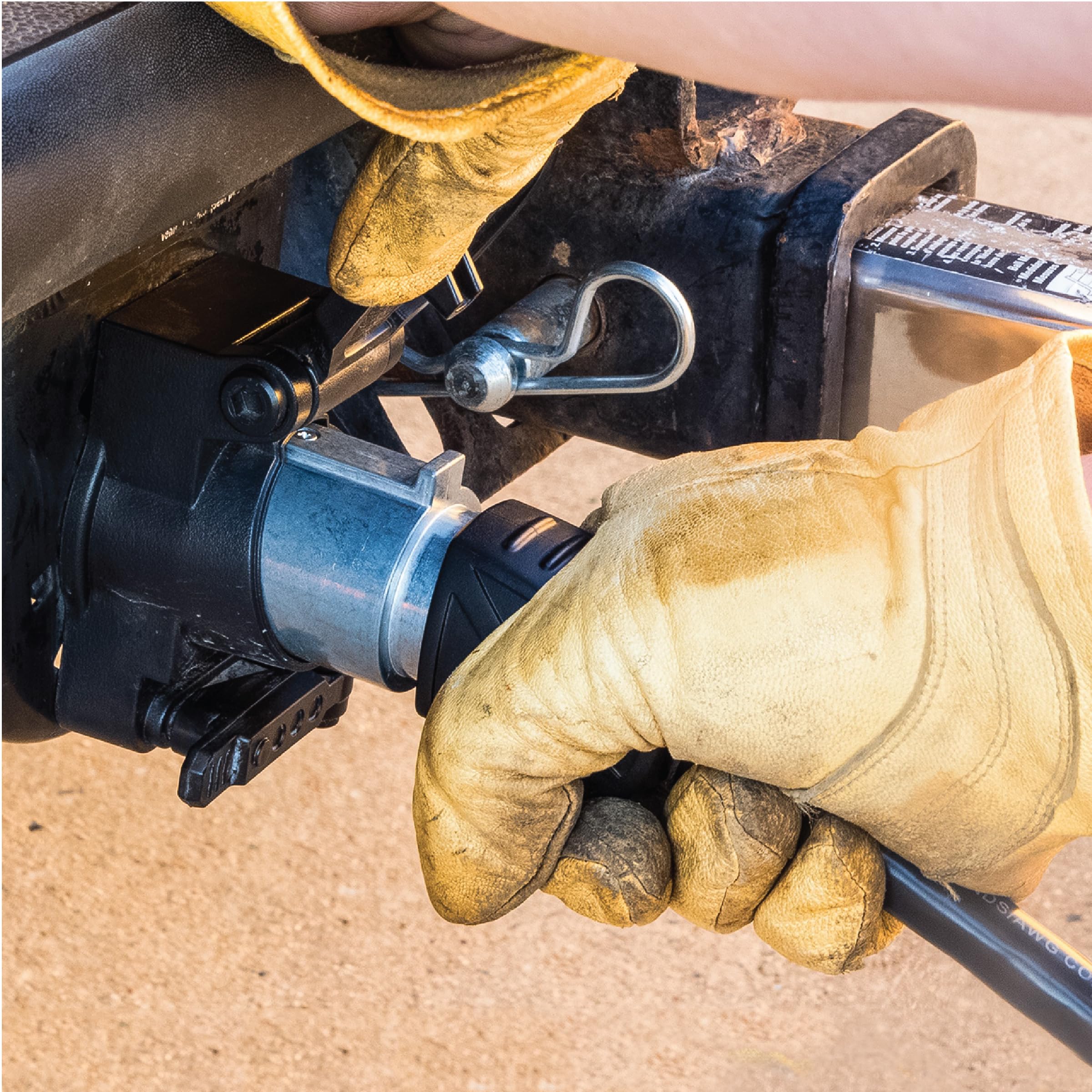 Endurance Hopkins Towing Solutions Multi-Tow 7 Blade, 5 and 4 Flat Vehicle Side Connector