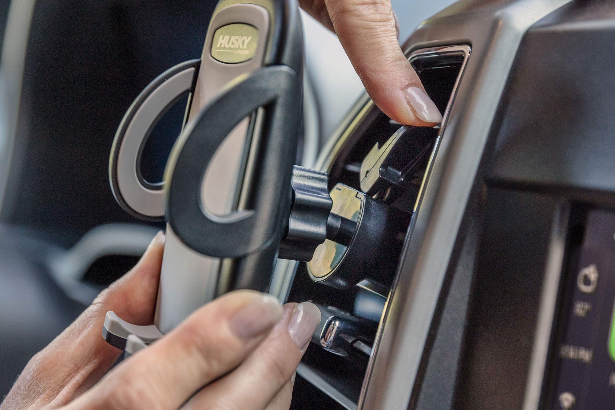 Universal Claw Mount Husky Liners Cell Phone Holder | 87001