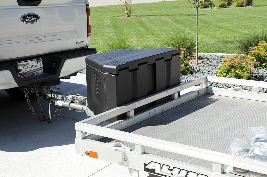 Dee Zee Poly DZ91717P Triangle Trailer Box 36 x 18.75 x 18 inches, 25 lbs