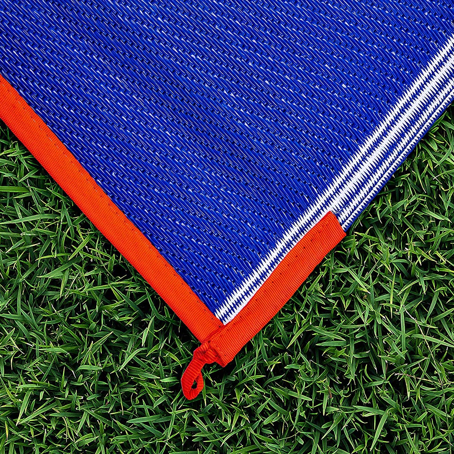 Camco Reversible Large Outdoor Patio Mat - Easy to Clean, Perfect for Picnics, Cookouts, Camping, and The Beach (9' x 12', Texas Flag Design) (42860)