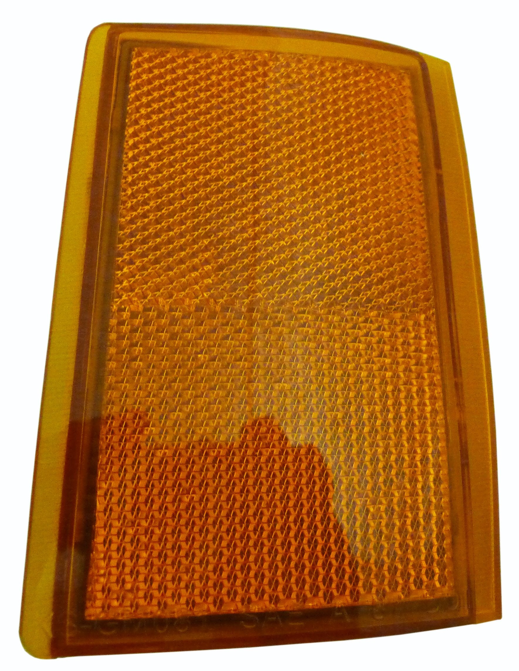 GM2557102 DSA Side Marker Replacement For Chevrolet Silverado Passenger Side Plastic Lens Without Bulbs