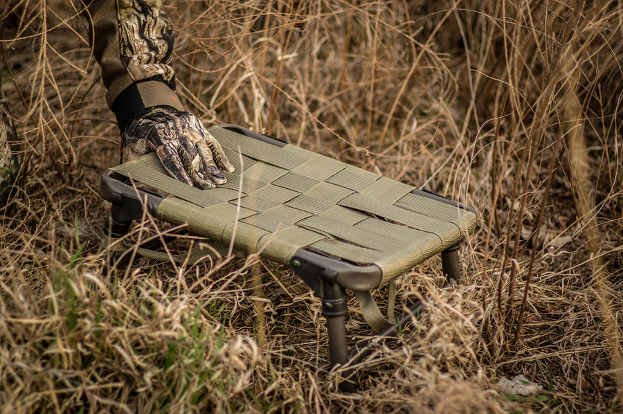 Strut Seat HUNTERS SPECIALTIES with Folding Legs & 2 " Nylon Webbed Seat | Durable Compact Portable Easy to Carry Collapsible Turkey Hunting Chair