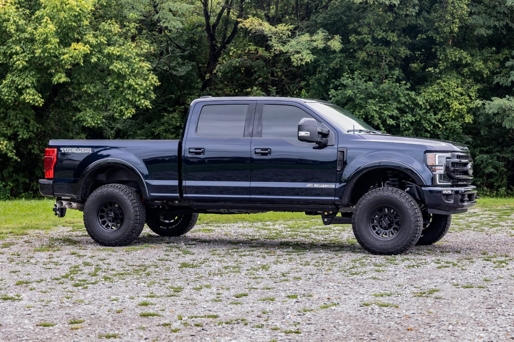 3" Rough Country Suspension Kit with M1 Shock Absorbers for Ford F-250/F-350 Super Duty Tremor Pkg (2019-2022) - Front & Rear Shocks