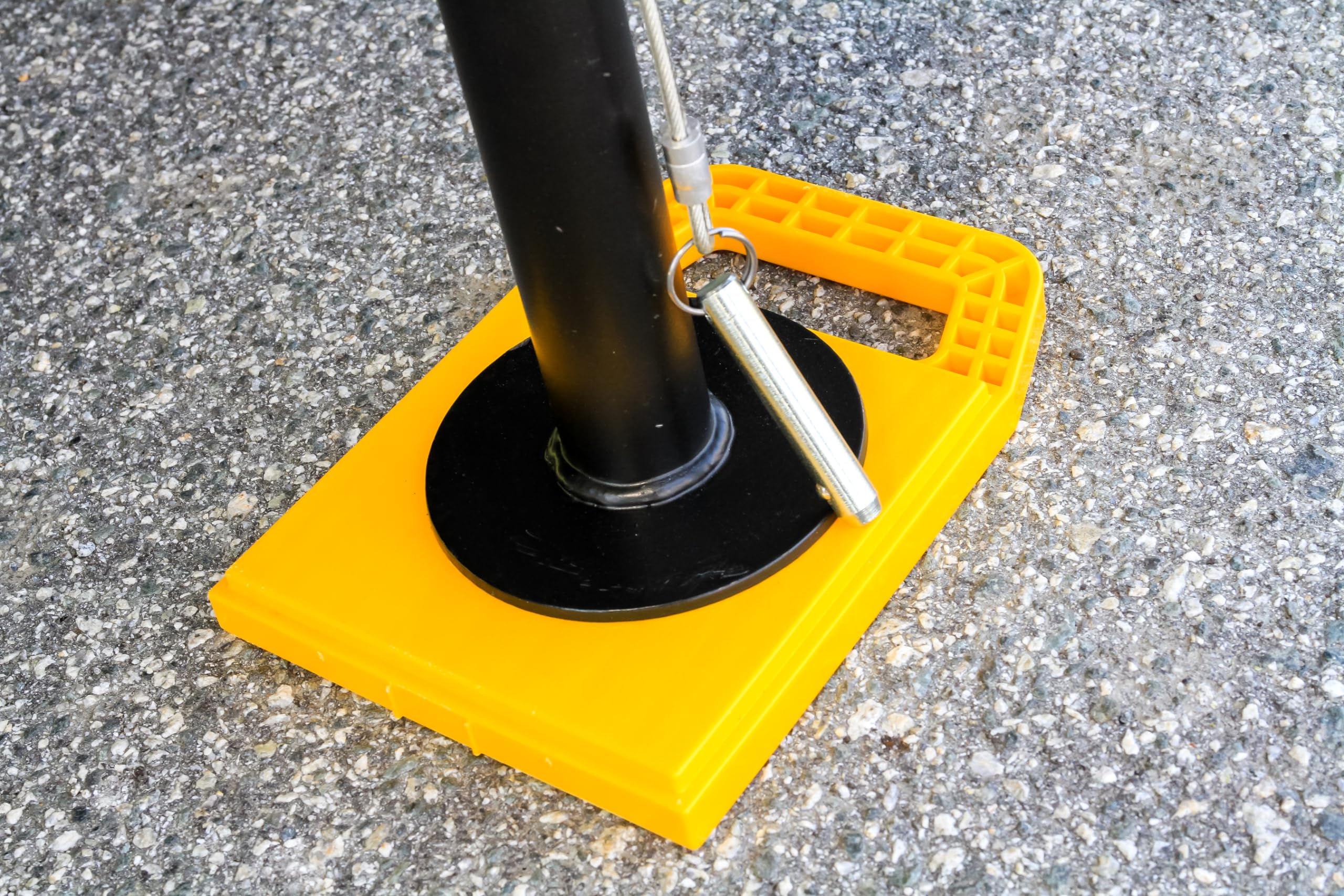 EAZ-Lift Camco Premium RV Slide-Out Support - Features an Adjustable Height of 19-inches to 47-inches, a Durable Steel Construction, and can Hold Up to 5,000lbs Each (48867)