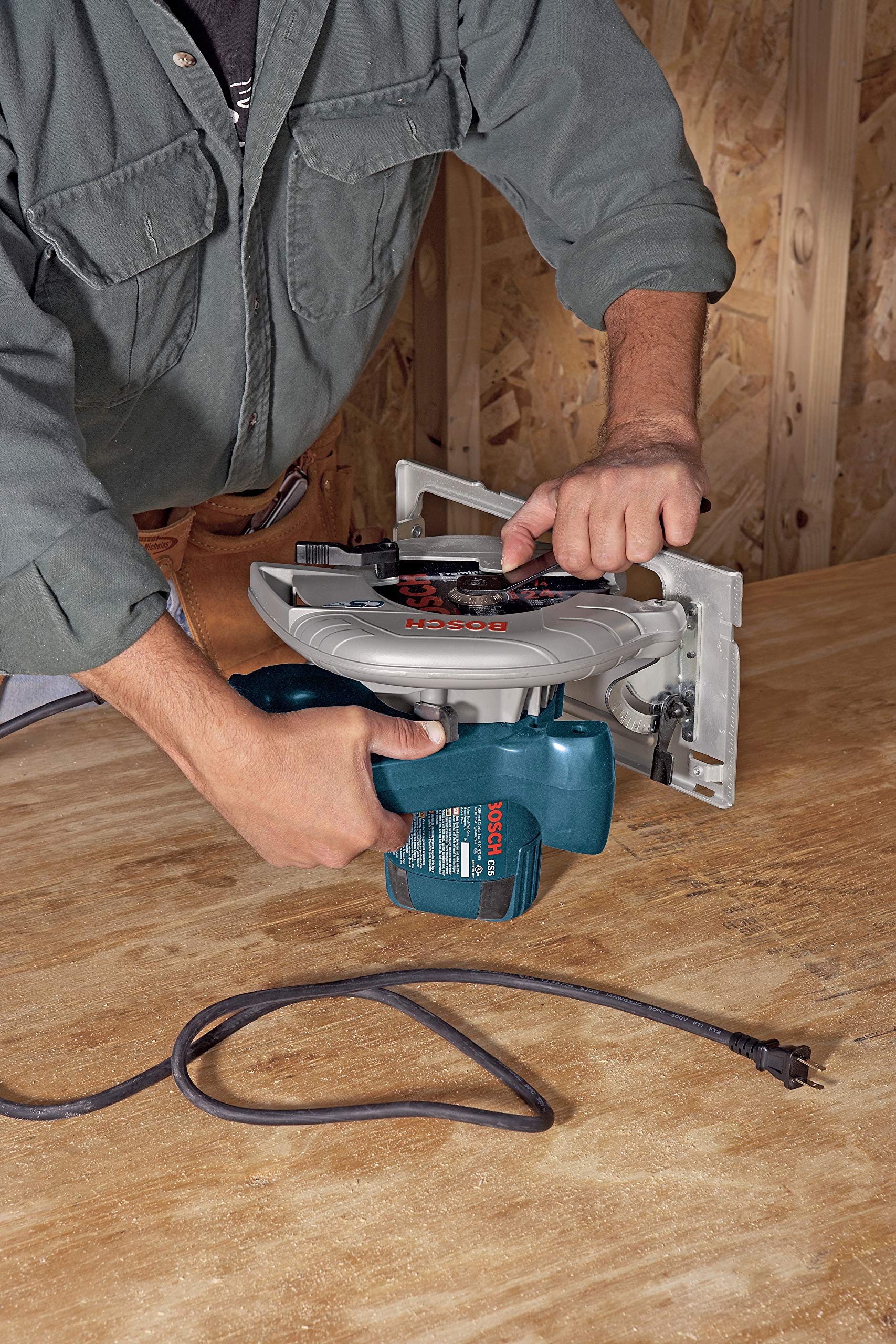 BOSCH 7-1/4-Inch Circular Saw, CS5 120-Volt Bosch Blue