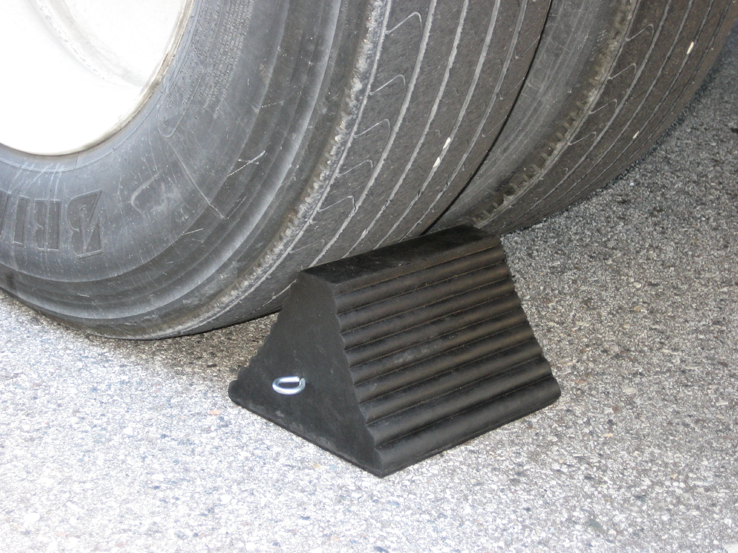 Rubber Wheel Chock 10x8x6