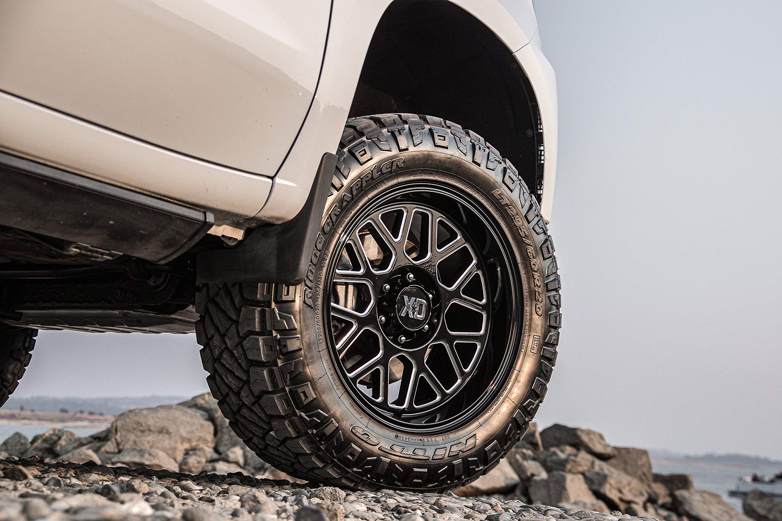 Xd849 Grenade 2 Gloss Black Milled Wheel XD Wheels with Alloy Steel (24 x 12. inches /6 x 106 mm, -44 mm Offset)