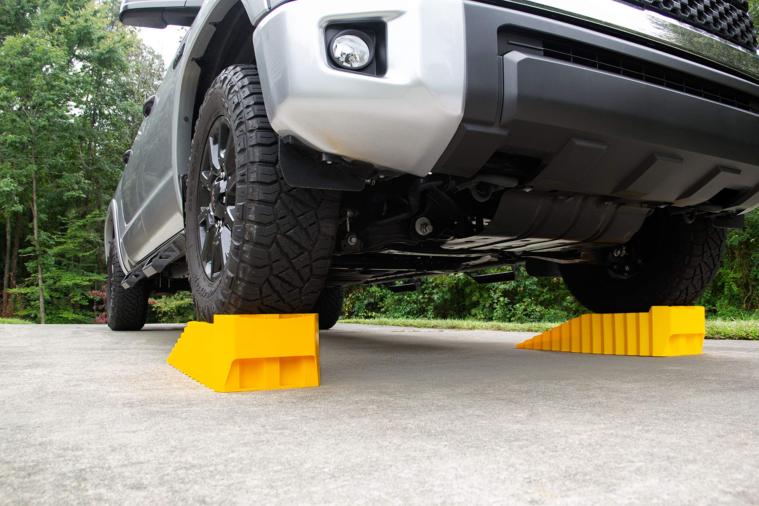 Low Profile Car Ramps/Camco Truck Ramps - Features 7-Inches of Lift - Use as Car Ramps for Oil Changes, Car Lifts for Home Garage & More - 3,500 lb Capacity per Ramp - 2-Pack (44558)