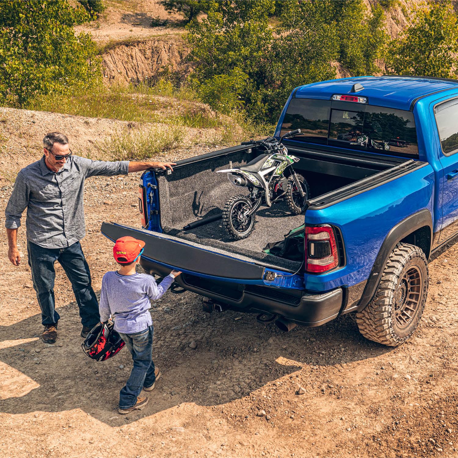 Retrax IX RealTruck Retractable Truck Bed Tonneau Cover | 30245 | Fits 2019 - 2025 Dodge Ram 1500 - Not RamBox Option 6' 4" Bed (76.3")